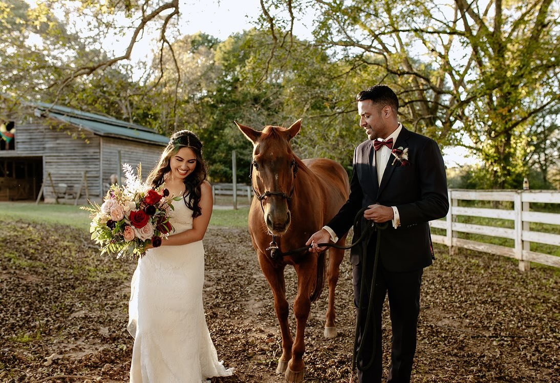 This is where fairytales come true! At Cloverleaf Farm, all your farm girl fantasies can become a reality. 
Happy #derbyday! Are you wearing a big hat and betting the odds? These gorgeous animals leave us in awe every year by showing off their streng