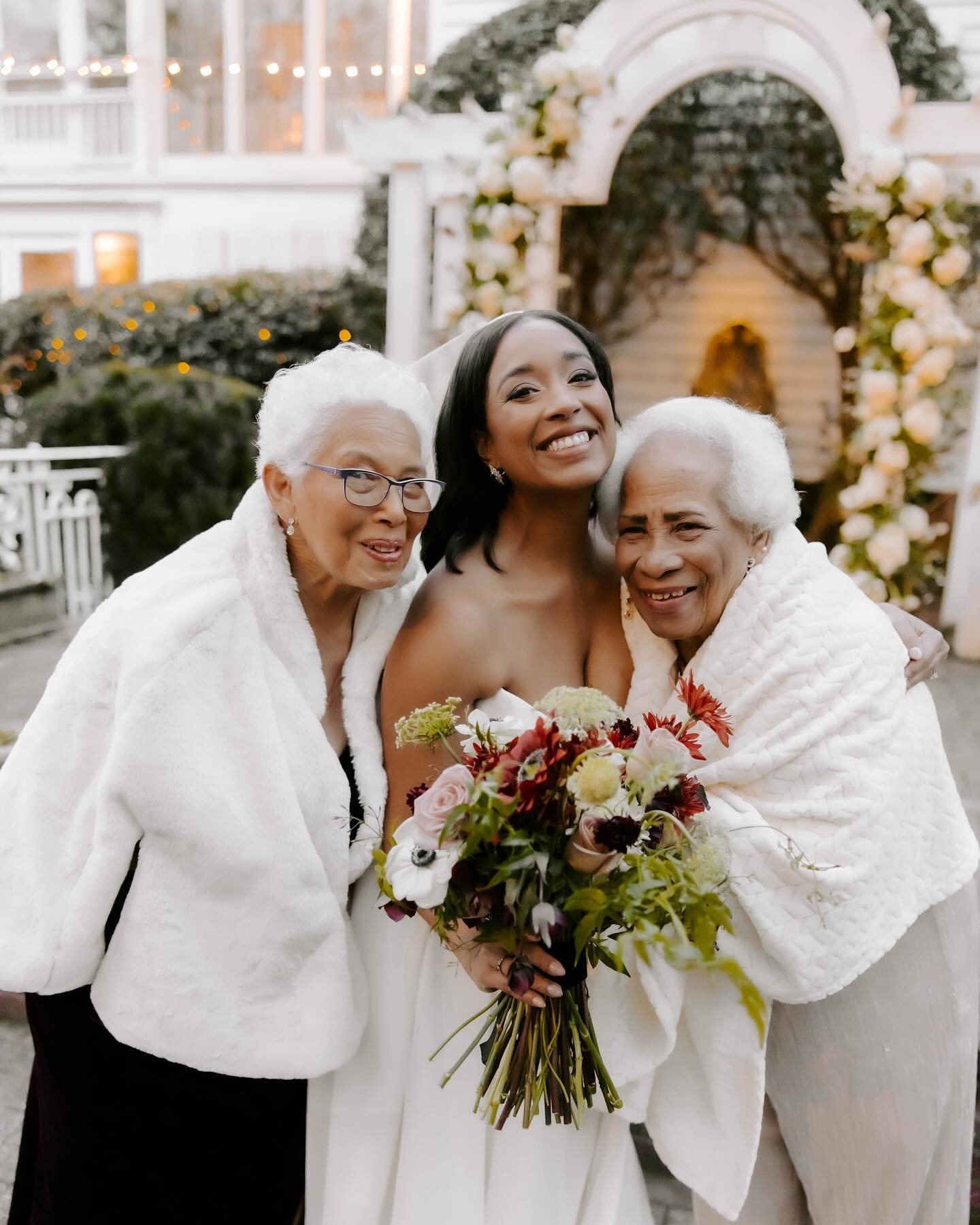 Three generations of love at Primrose Cottage! 💕Happy Mother&rsquo;s Day to all the amazing moms and grandmas who bring warmth and joy to our hearts. Celebrating special moments like these with the ones we cherish most. 🌸 #MothersDay #PrimroseCotta