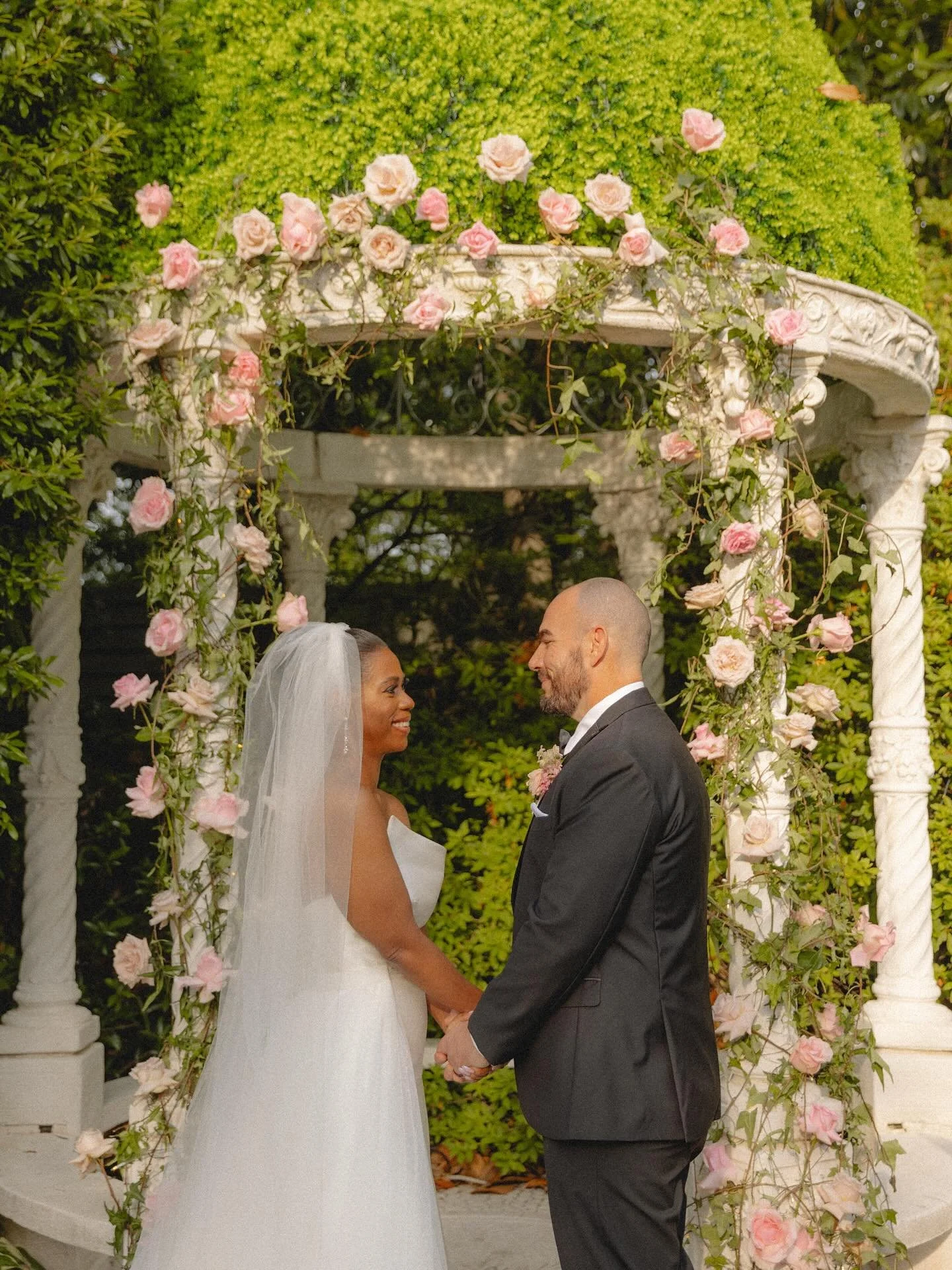 If you loved Taylor Swift and Travis Kelce‘s garden engagement with gorgeous floral arch backdrop as much as we did, then The Atrium is the place for you to say “I do!”
Come celebrate at The Atrium where you show up looking fabulou