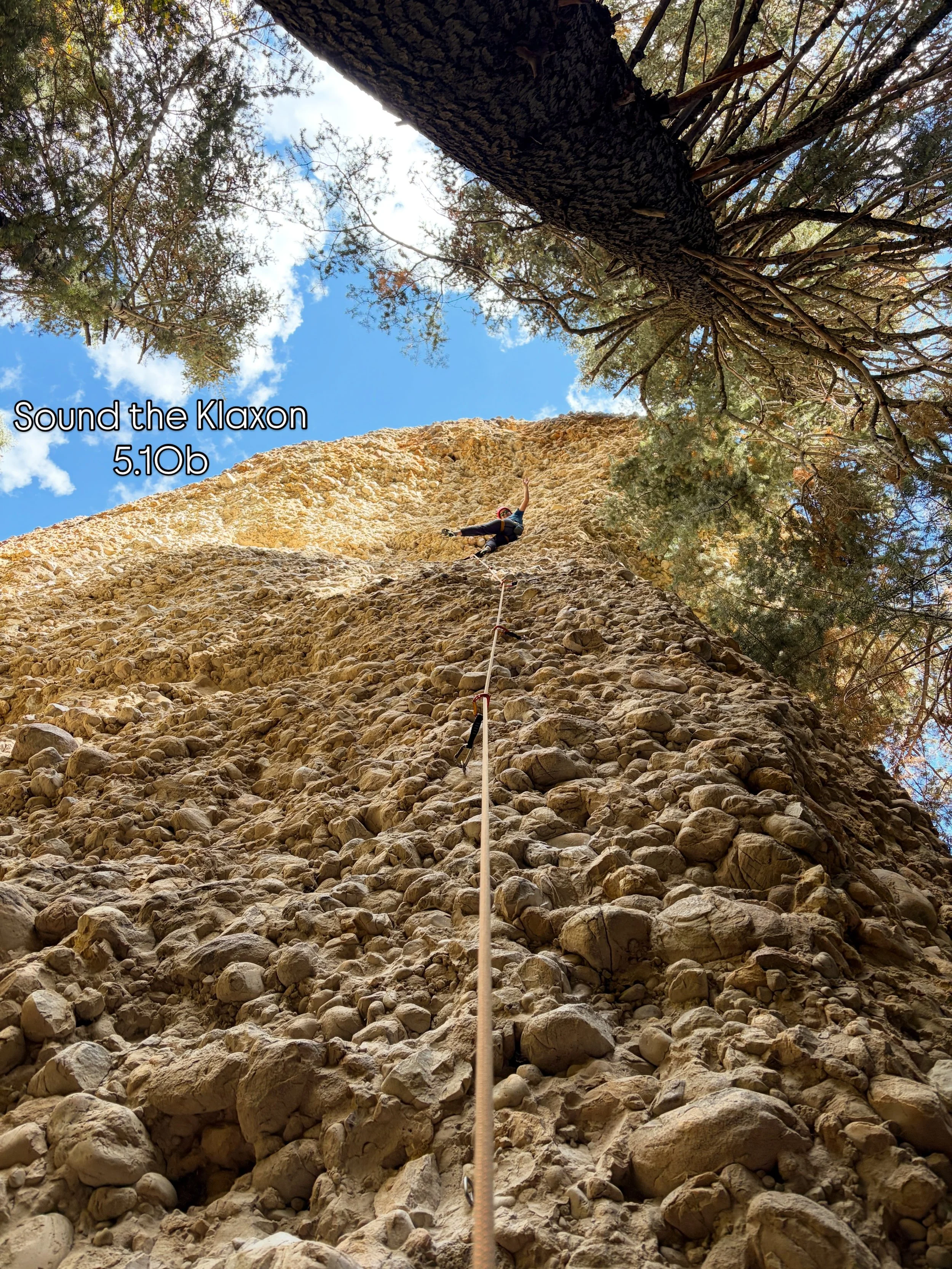 Hanging out on one of my favorite routes in Maple Canyon last week 🧗🏼

#climbing #rockclimbing #maplecanyon #utah #hangingout