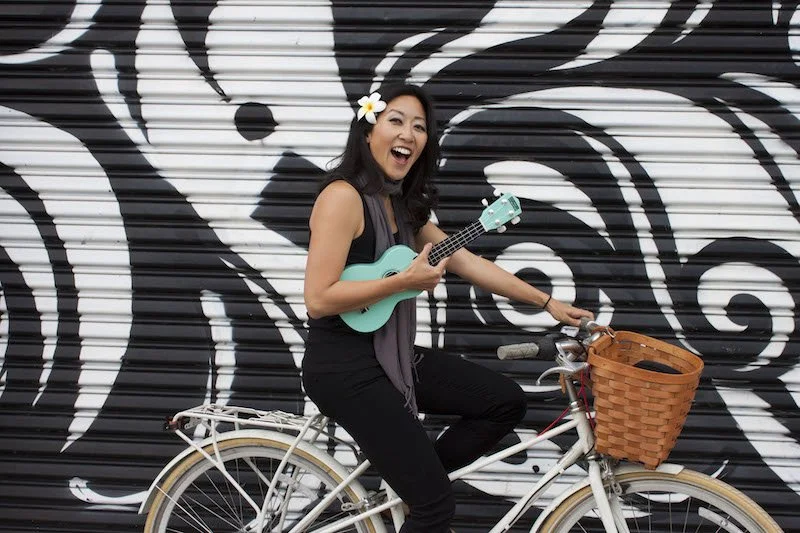 CynthiaLin-UkuleleBike-photobyLanaMril-web.jpg