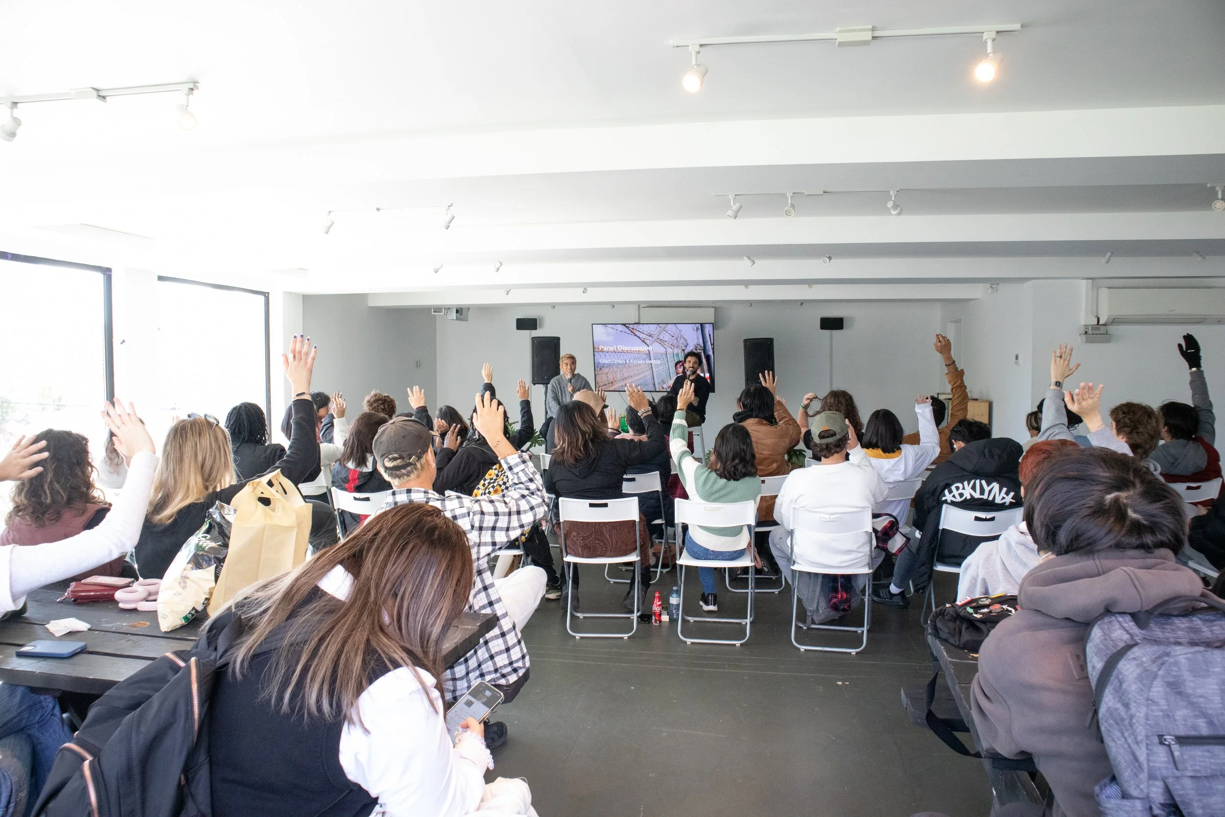 Copy of HanvoiceEventOct17-050.jpg