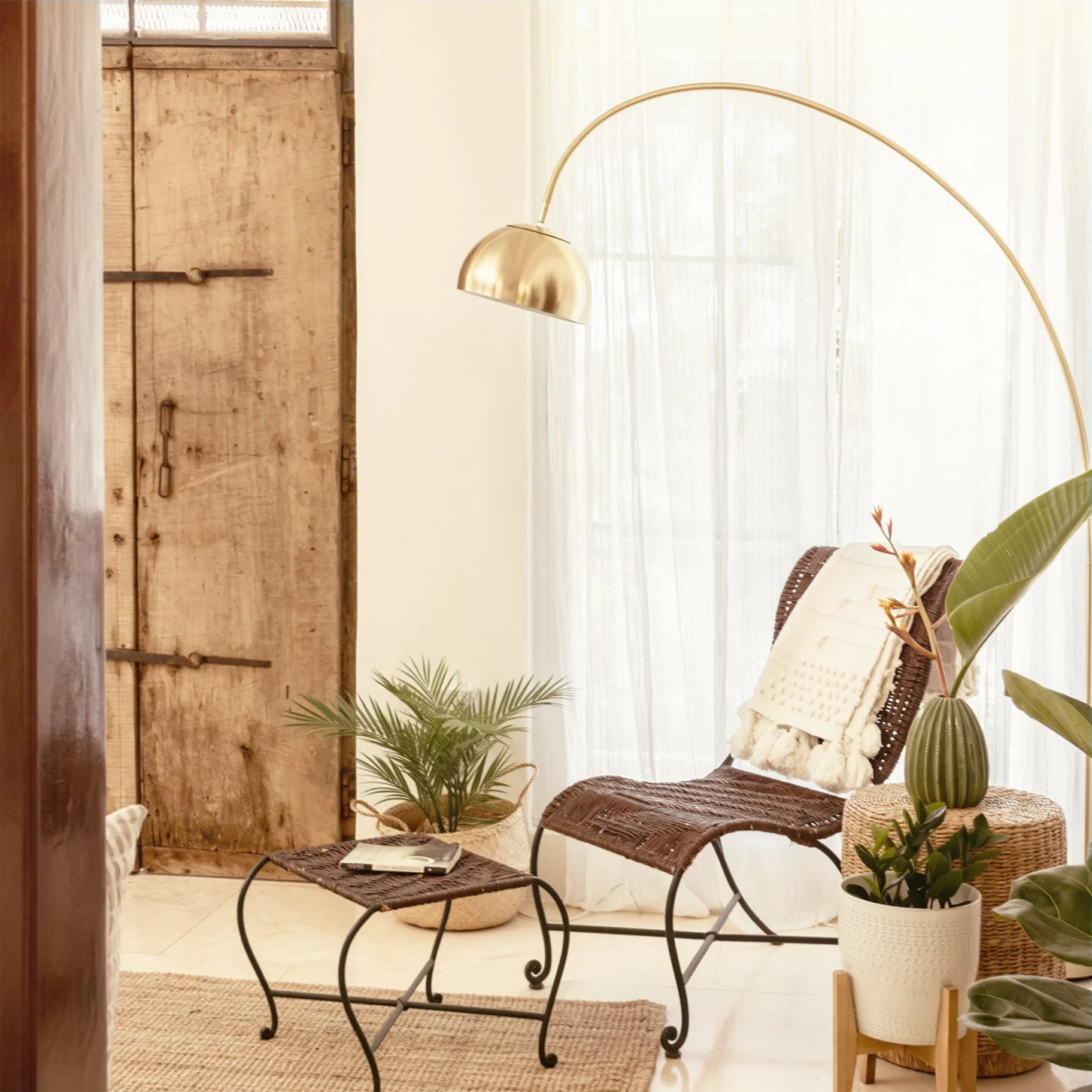 de_gallo_master_011 square3.jpg