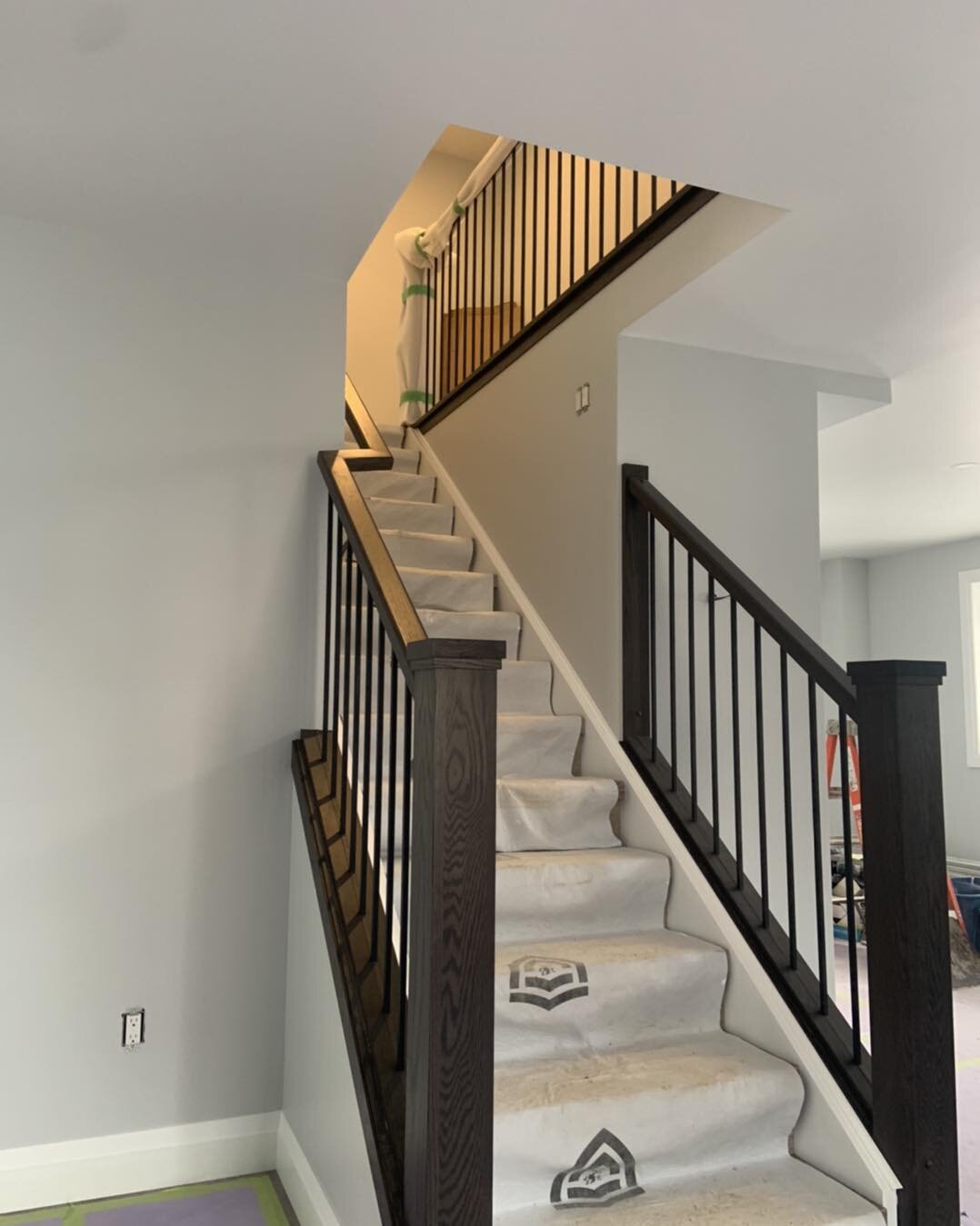 Few things are more satisfying that a super solid set of stairs and rails.  When the stairs don&rsquo;t squeak and the pickets don&rsquo;t rattle and the posts are solid.  Of course they have to look good too.  All of the above&hellip;achieved.