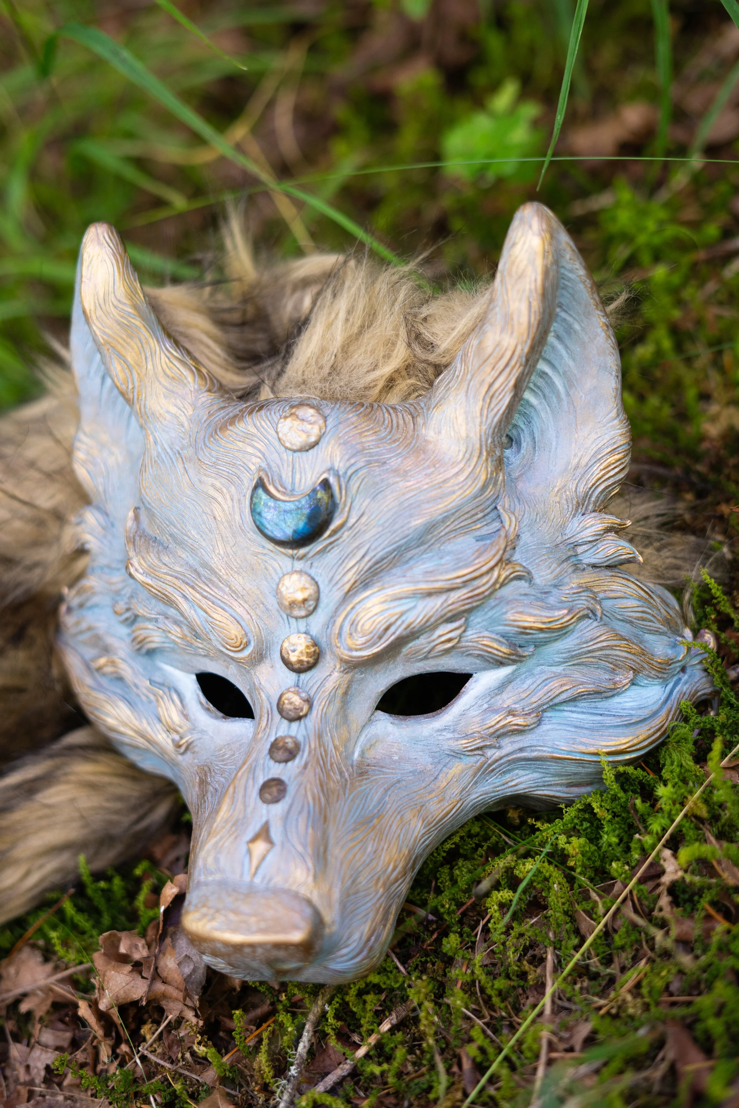 1 Relics Of the Moon Goddess-5.jpg