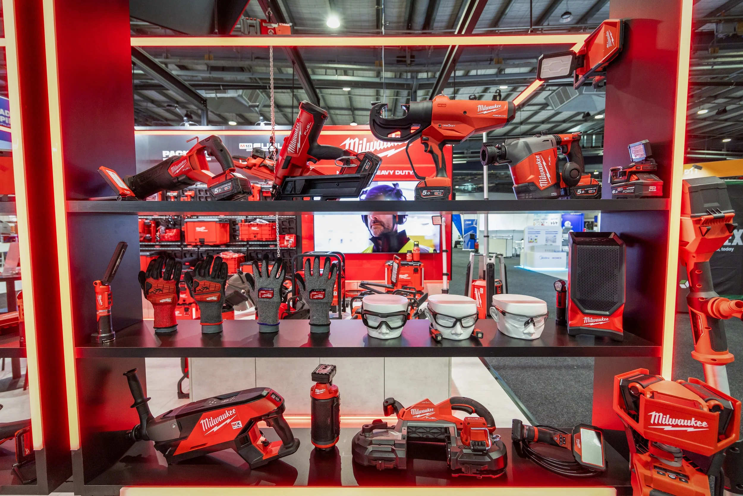 Milwaukee_Stand_at_AIMEX_2025-Publishd-0007.jpg