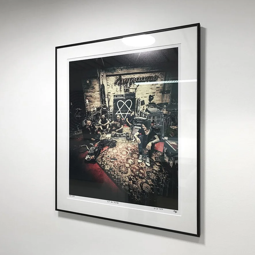 Ville Juurikkala / Nielsen11 / passepartout / glass