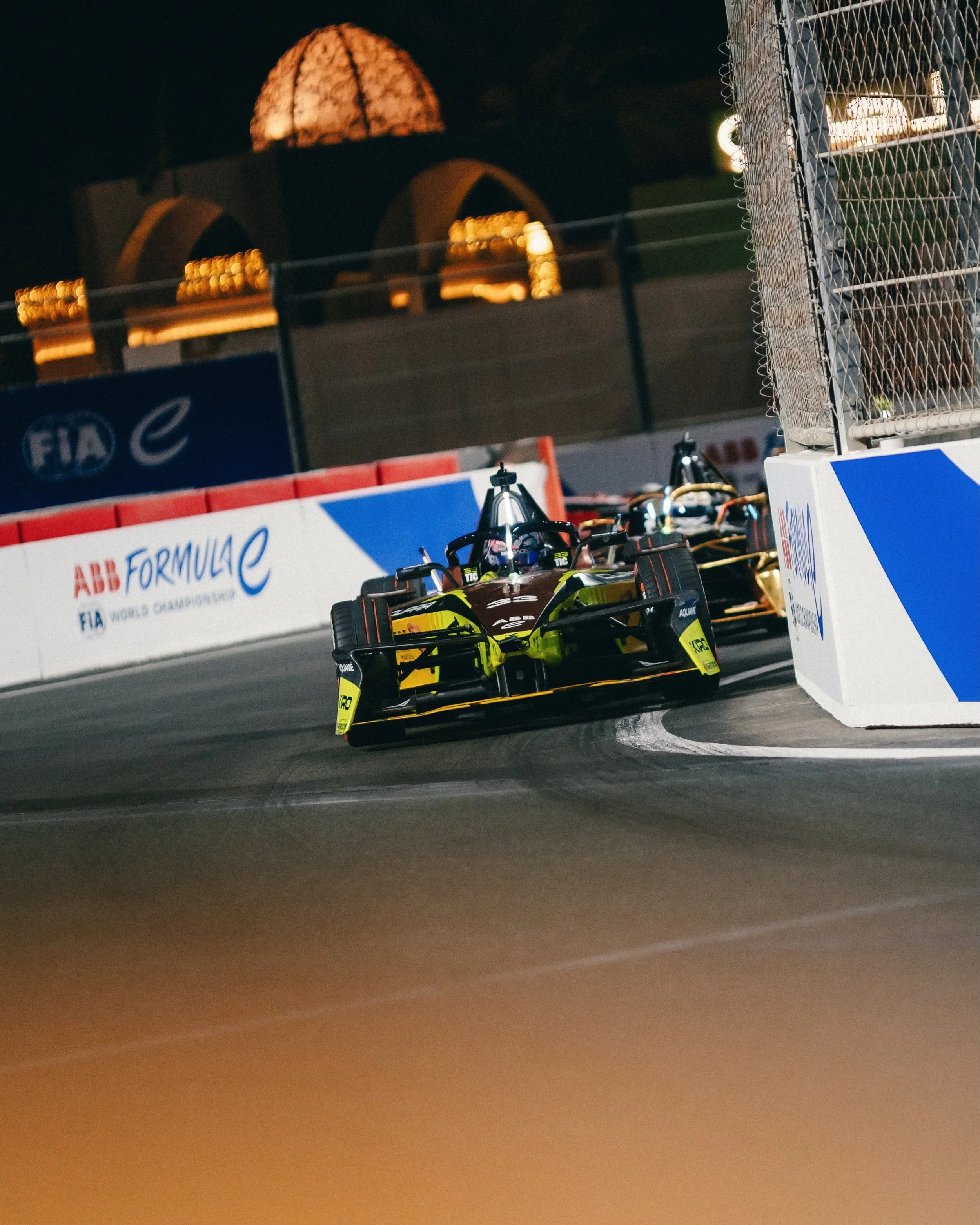 Behind the scenes at @fiaformulae 🎥 

Shot for @auroramediaworldwide

#bts #formulae #motorsport