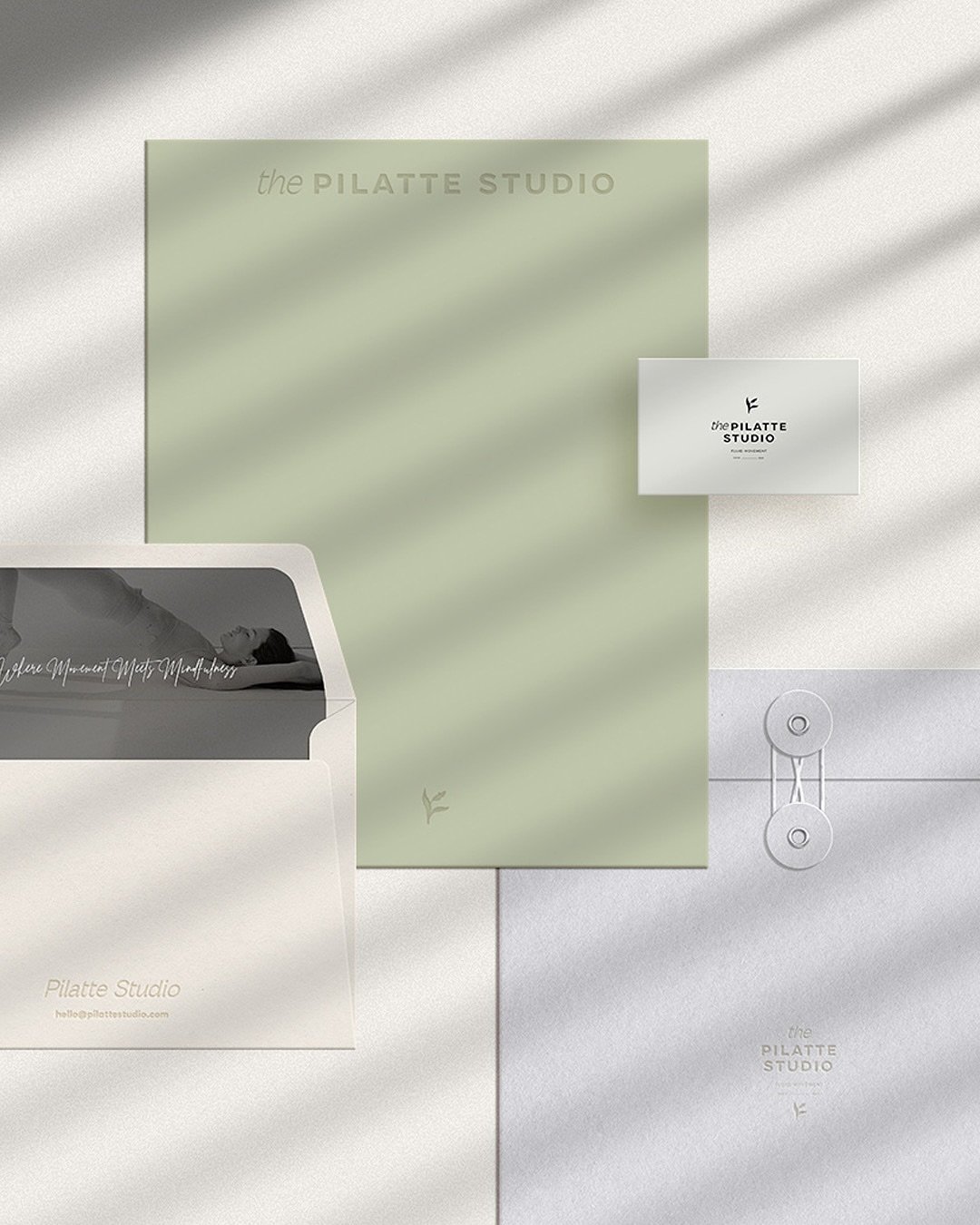 AI can make a logo&hellip; but can it really build your brand? 

👉🏻 Swipe through to see what happened when I tested AI for a client: the result was safe, generic, and
completely missed what makes their brand unique.

Here&rsquo;s the truth:

〰️ AI