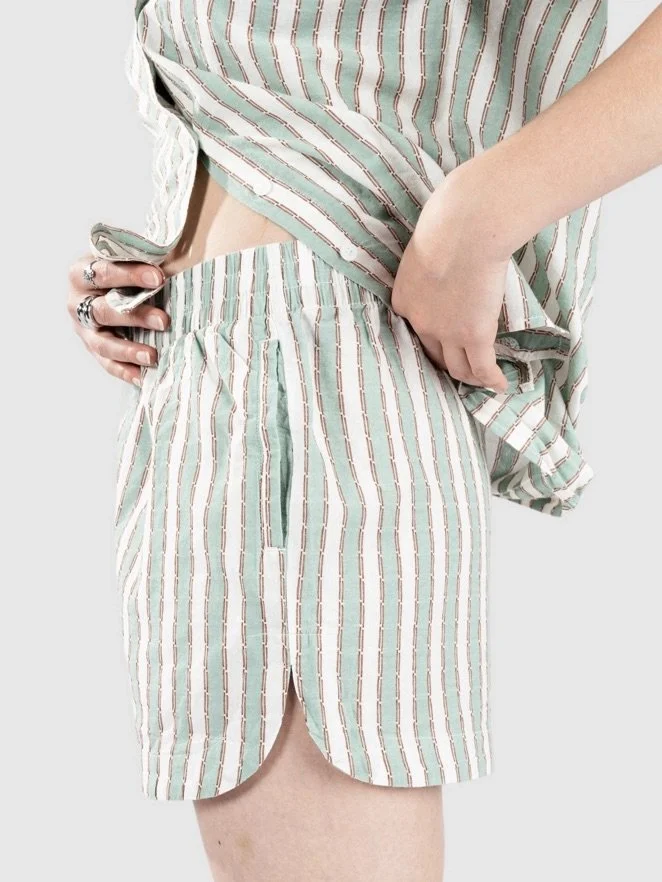 Rhythm Seascape Short - Sea Green - 3.jpeg