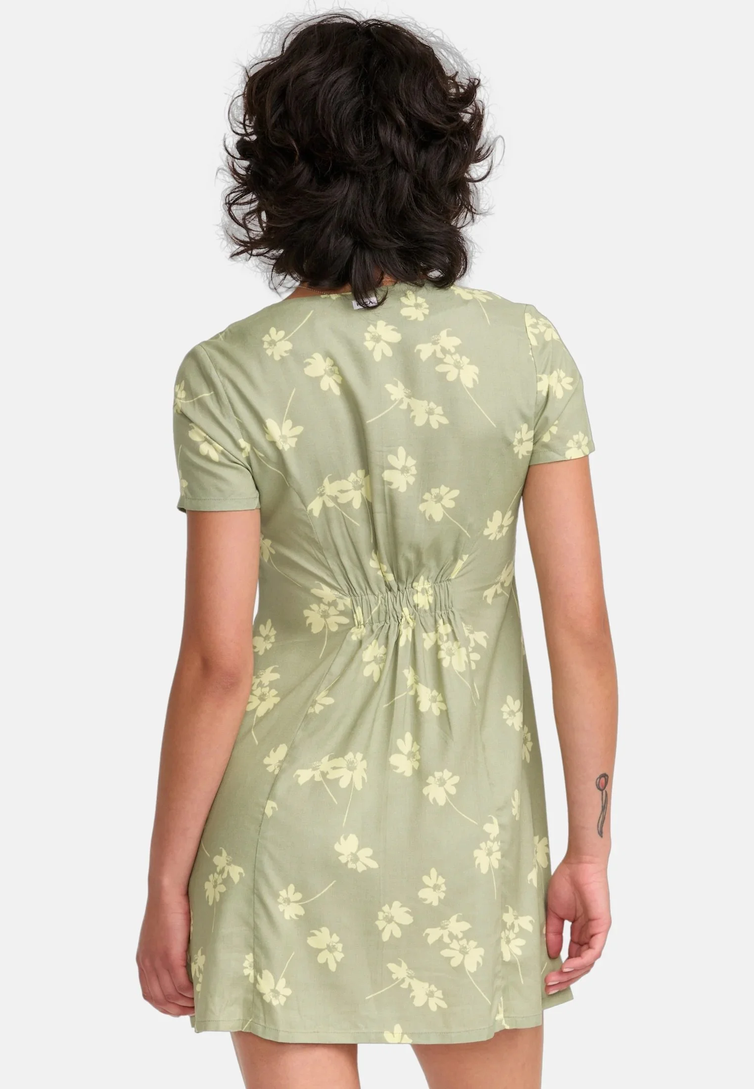 RVCA Understated Dress - Green Tea-2.jpeg