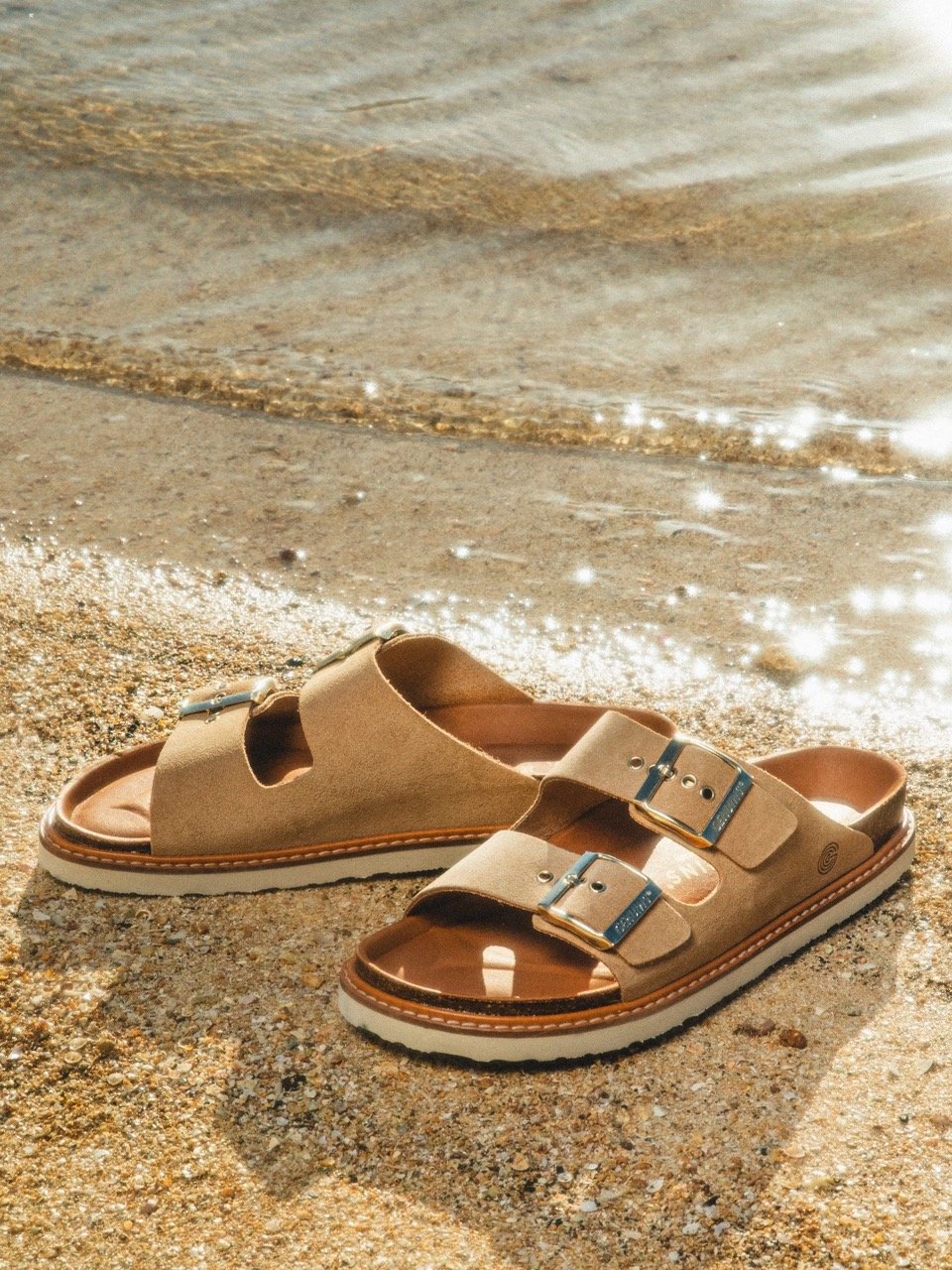 hawaii-velour-almond-1 Large.jpeg