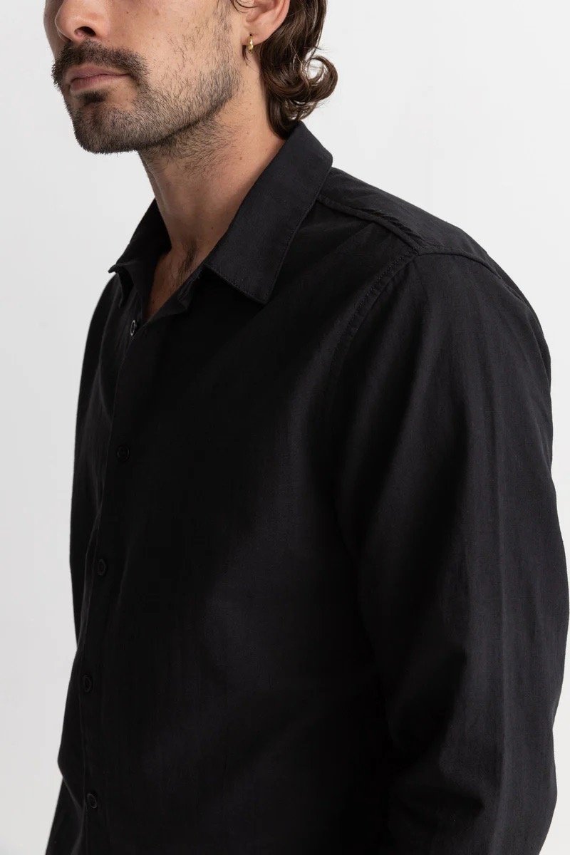CL21M-WT01-CLASSIC-LINEN-LS-SHIRT-BLACK-2_OCEAN SHOP Large.jpeg