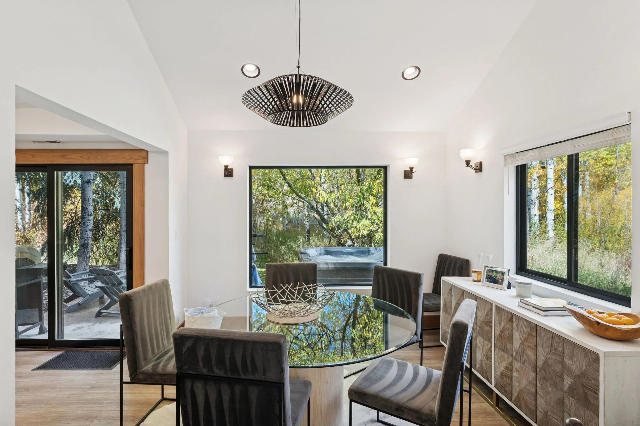Dining room for eight, high chair.