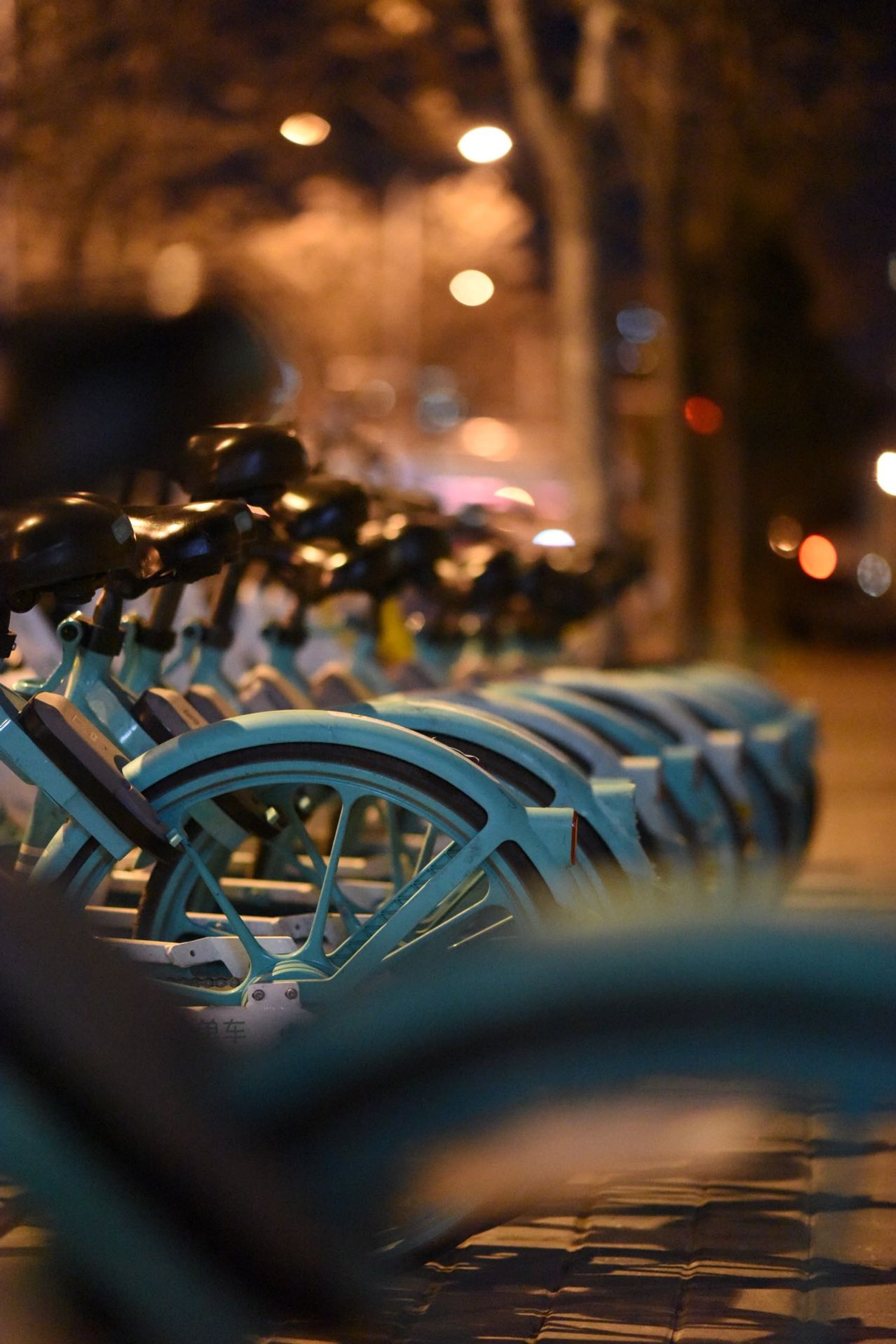‘12 AM in Beijing’ by Jorean He
A3 framed photograph.
Starting bid: 88 Rmb