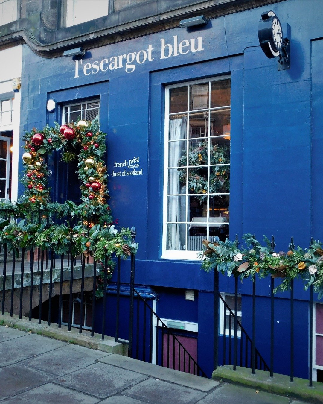 On the 1st of January we open for a long lunch from 1 until 4. A perfect way to start the year. 

Book here:
https://www.lescargotbleu.co.uk/reservations 

#DiningInEdinburgh #SeasonalCooking #GrowCookEat