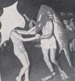 Beaux couple dancing.jpeg