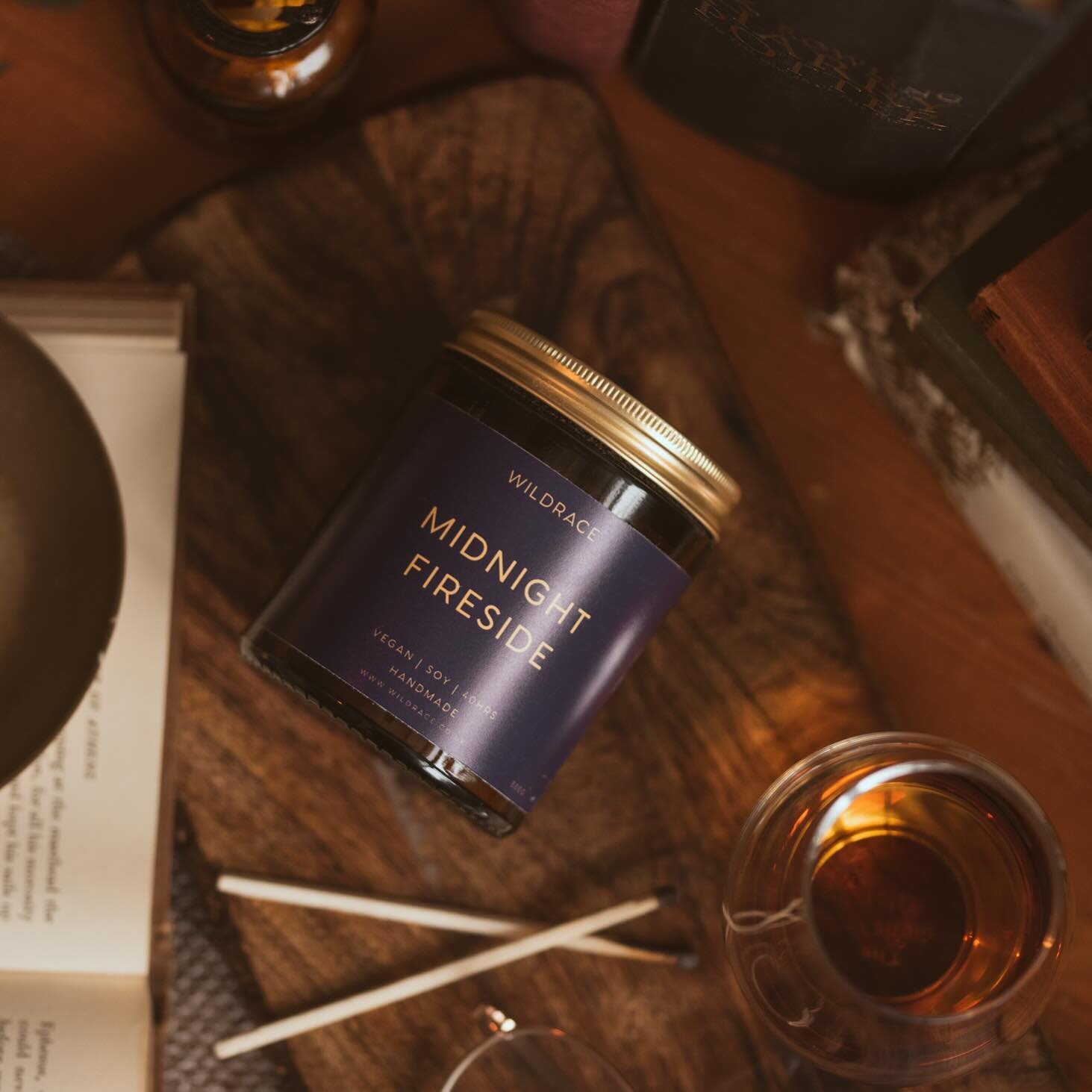 Our second masculine candle, Midnight Fireside 🌙 🪵

A complex mix of Cedar-wood, Amber, Spices &amp; Geranium creates a masculine scent perfect for evening time or an afternoon home spa day 🪵 ✨

If you like our Between the Sheets you&rsquo;ll LOVE