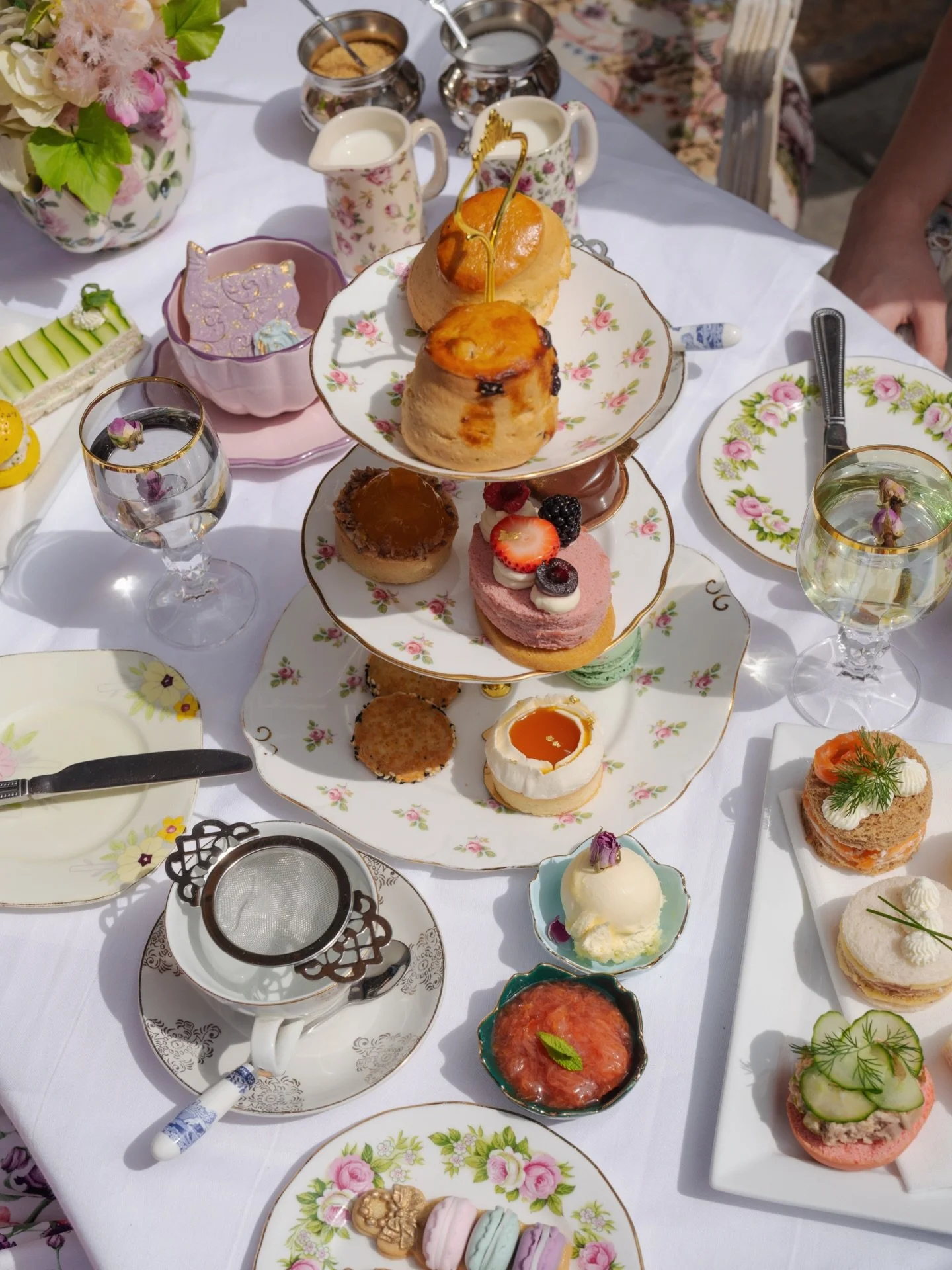 The season for beautiful afternoon teas has finally arrived &mdash; think perfectly baked scones, sun-soaked dining, and long, leisurely afternoons ☀️

Join us on our Mayfair terraces at 13 Berkeley Street and 48 South Molton Street for our famous Af