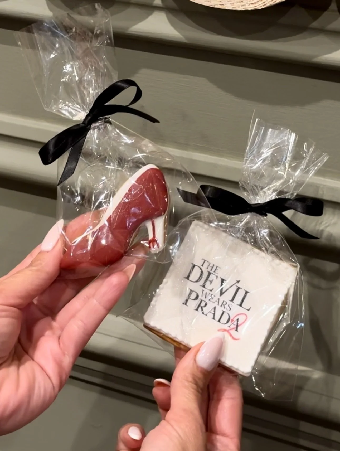 The Devil Wears Prada Afternoon Tea at Fait Maison! ✨👠 Dress to impress and meet us for afternoon tea in Mayfair - &ldquo;that&rsquo;s all&rdquo; 💄👜🍰

#faitmaison #afternoontea #thedevilwearsprada #london #mayfair