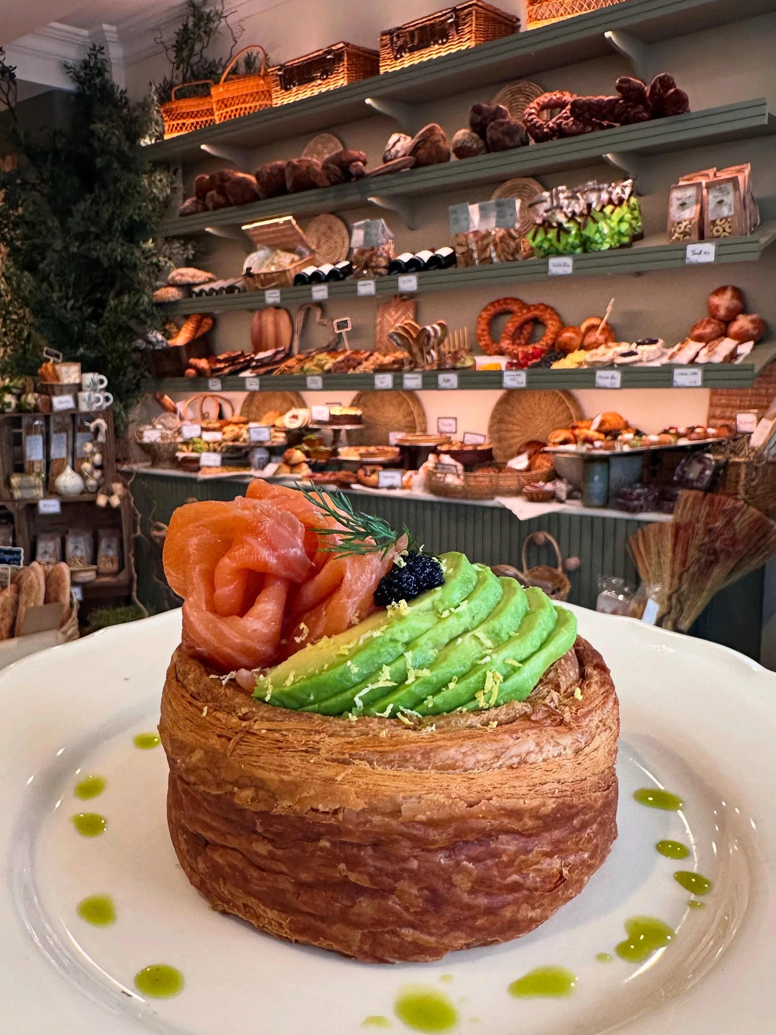 Om Waleed&rsquo;s new Breakfast Croissant ✨🥐 

With scrambled eggs, smoked salmon &amp; caviar. 🍴 Now available at Fait Maison Boulangerie. 

#croissant #boulangerie #bakery #faitmaison #omwaleed