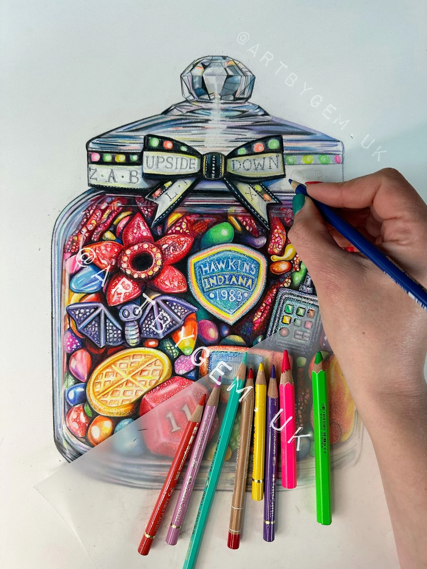 Warning: may cause serious sweet cravings 🍭

A Stranger Things&ndash;inspired jar of completely made-up sweets&hellip; hand drawn in coloured pencil and packed with tiny details, glow, and a bit of Hawkins magic ✨

Ive had SO much fun creating this 