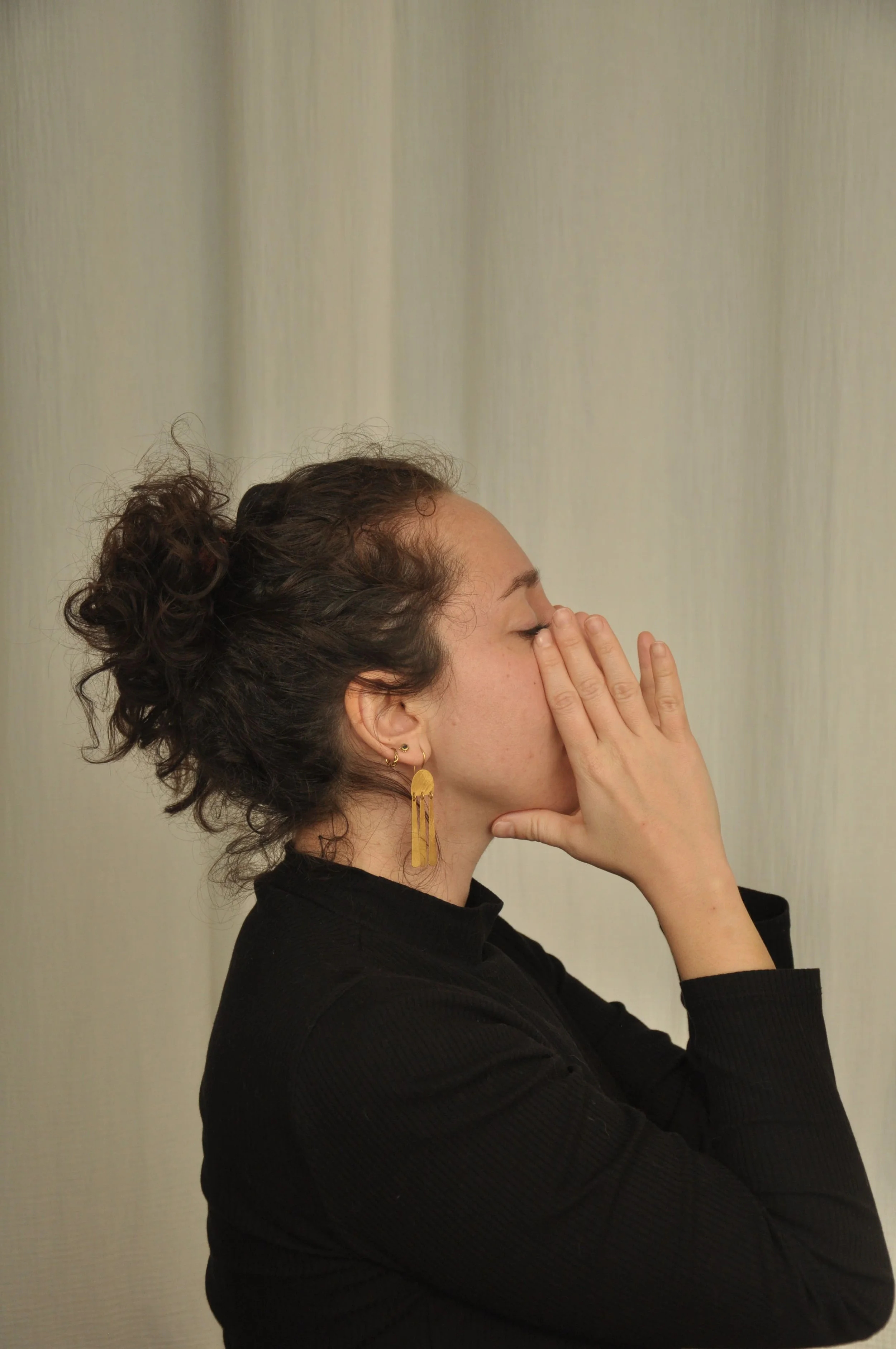 Explorer le Yoga du visage