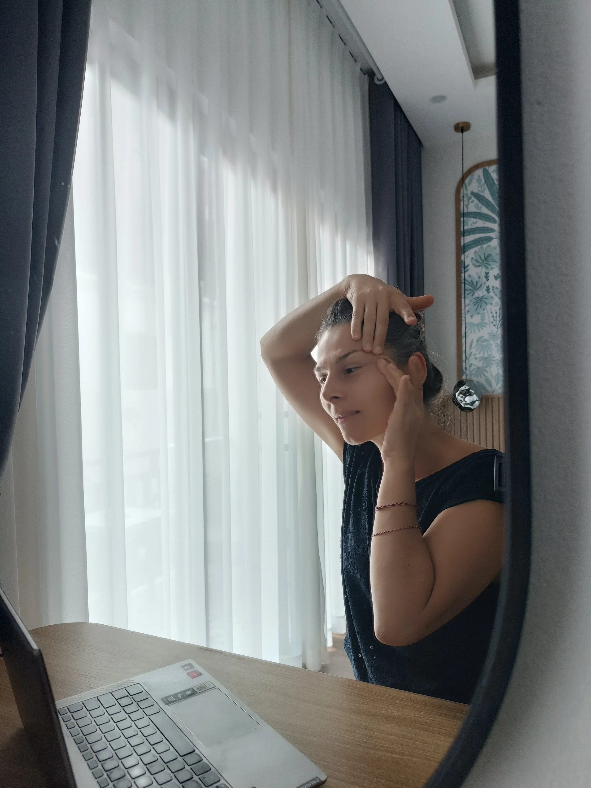 Séance individuelle de Yoga du visage en visioconférence