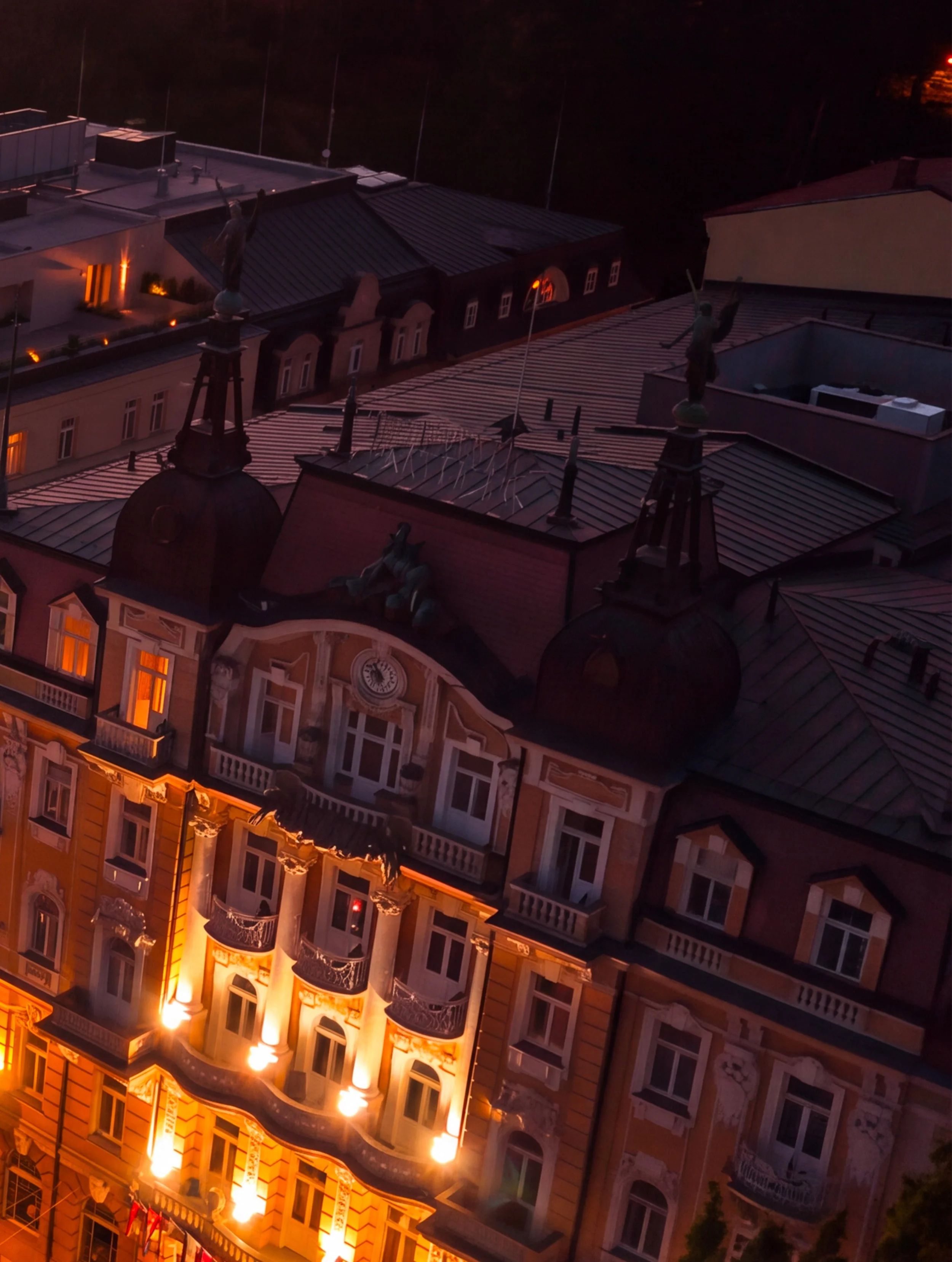 @swissotelmarianskelazne commissioned me to create a cinematic film centered on calm, nature, and relaxation. The objective was to capture the hotel&rsquo;s peaceful atmosphere through refined visuals and premium sound design, creating an immersive e