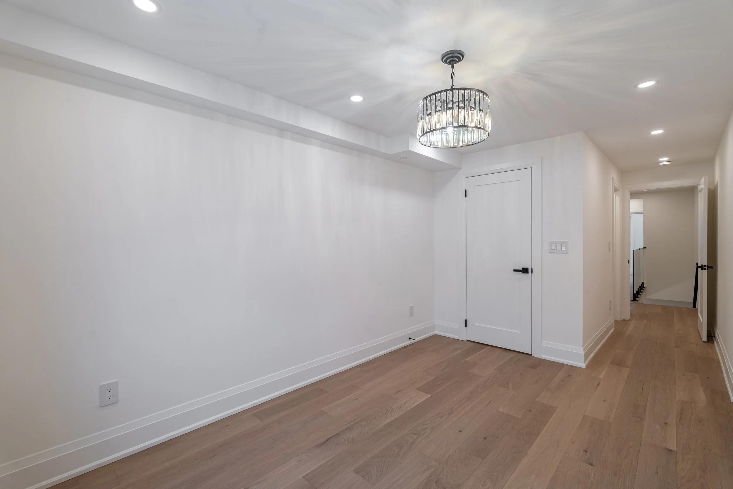 Frameless - 283 Euclid Ave - 027.jpg