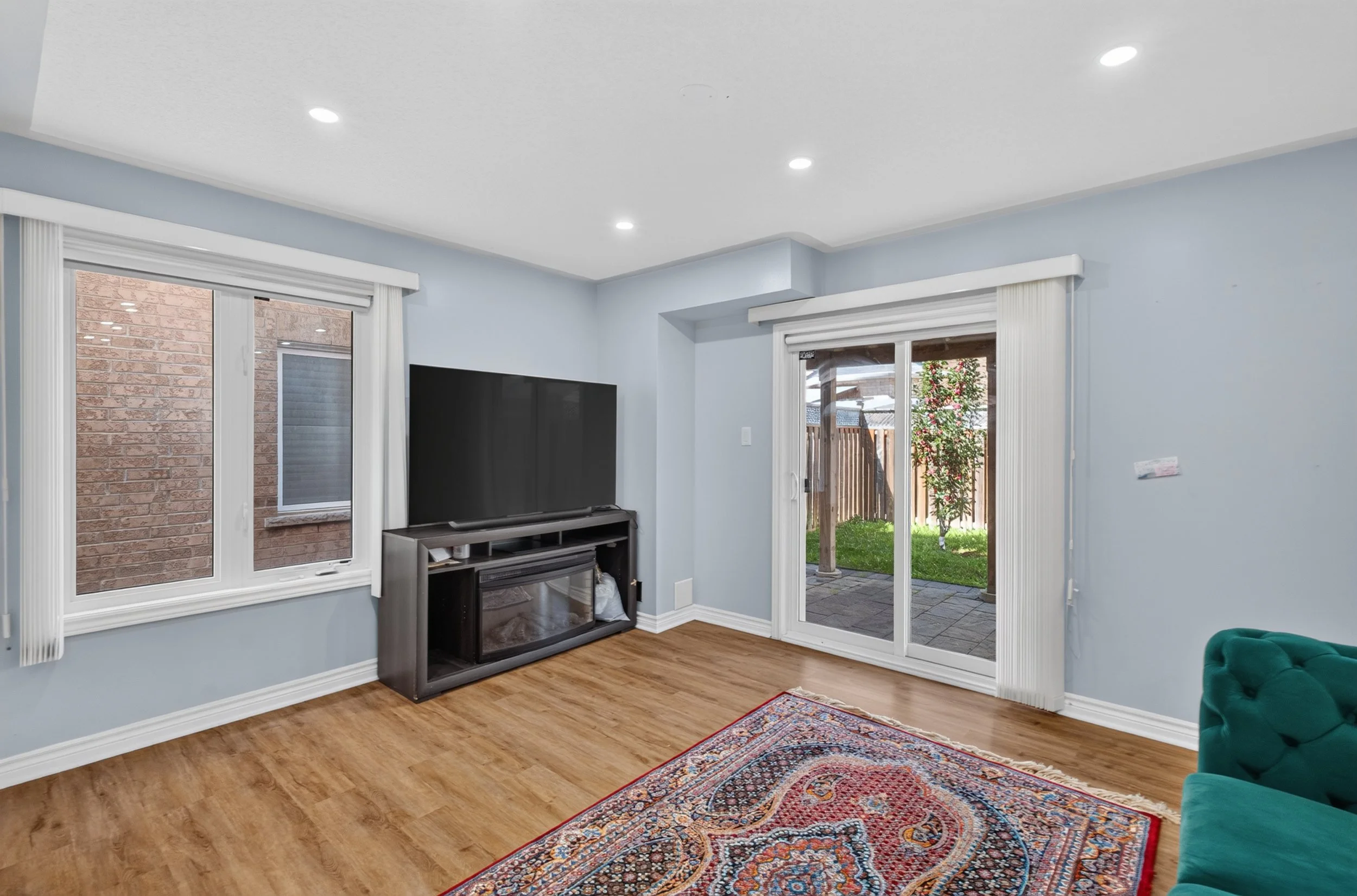 Frameless - 1548 Winville Rd - 040.jpg