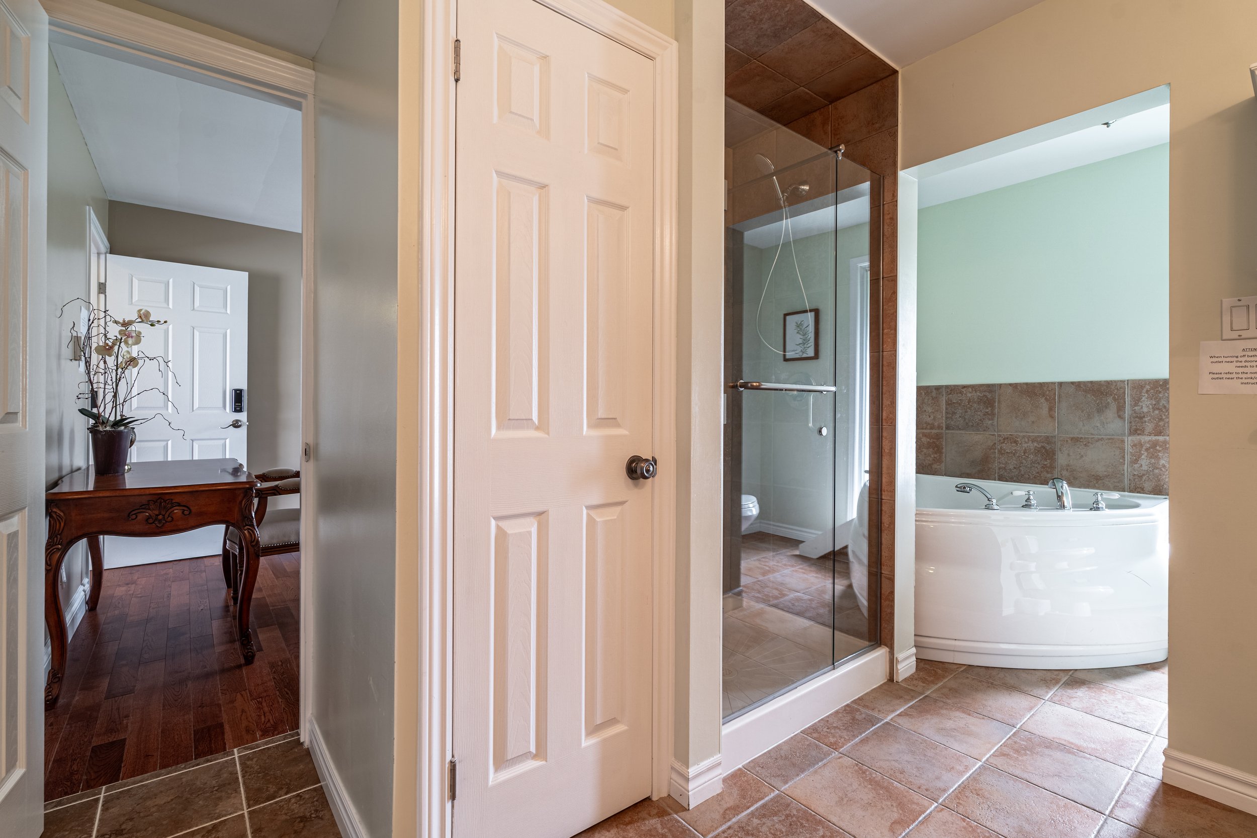 Frameless-84.jpg