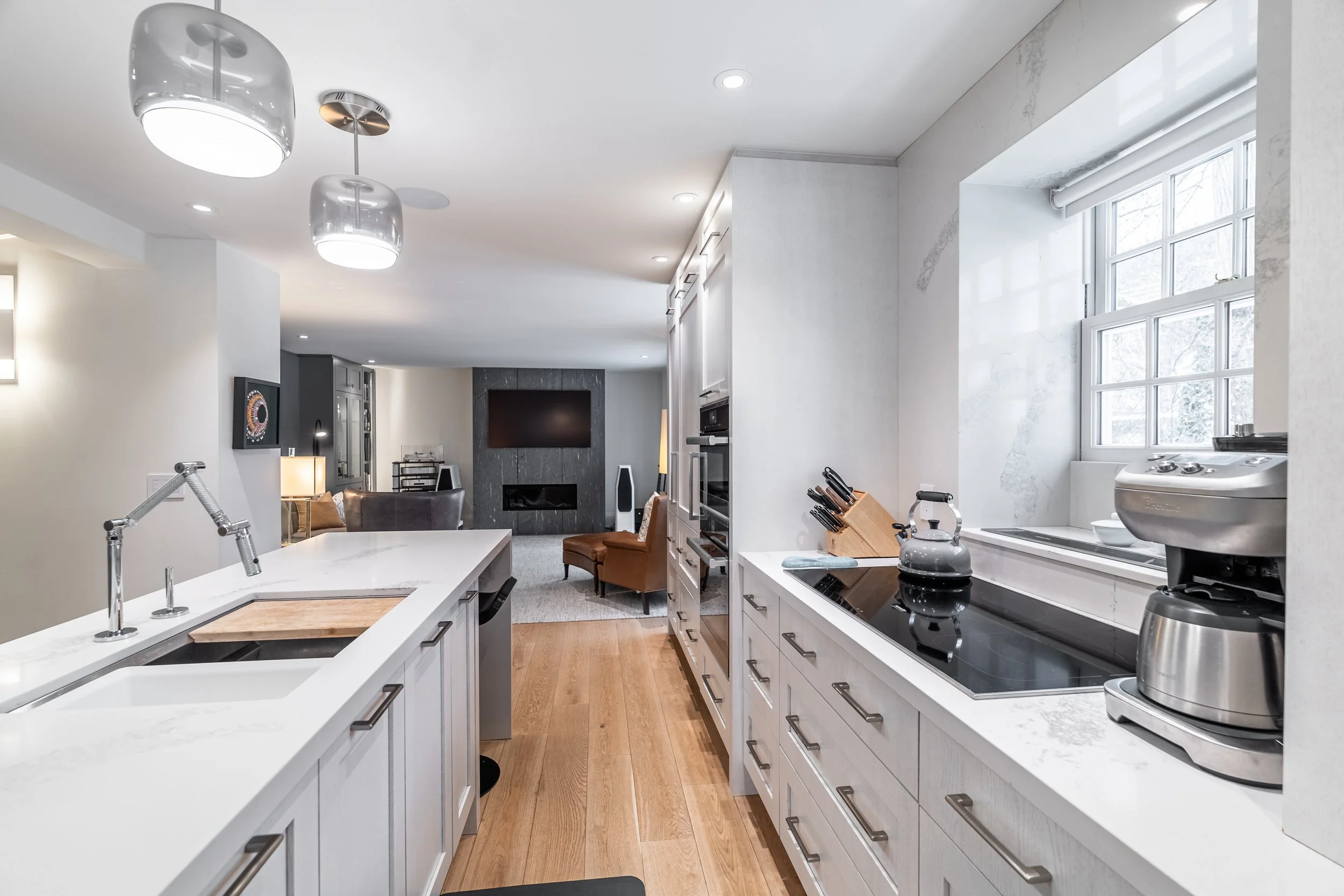 Frameless - 94 Cresent Rd - 010.jpg