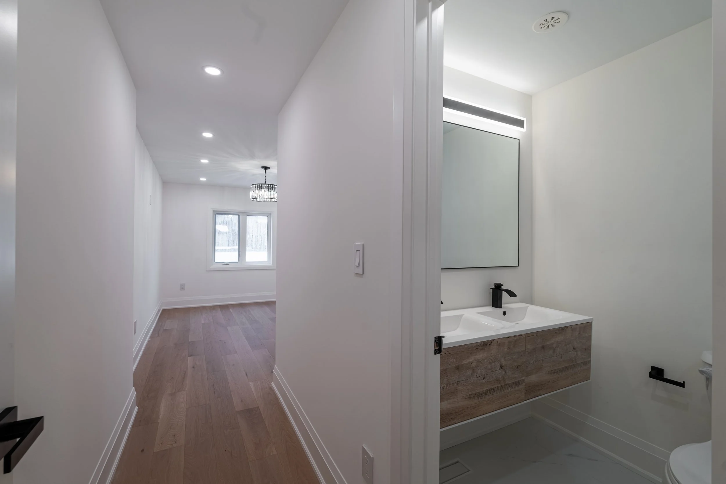 Frameless - 283 Euclid Ave - 025.jpg