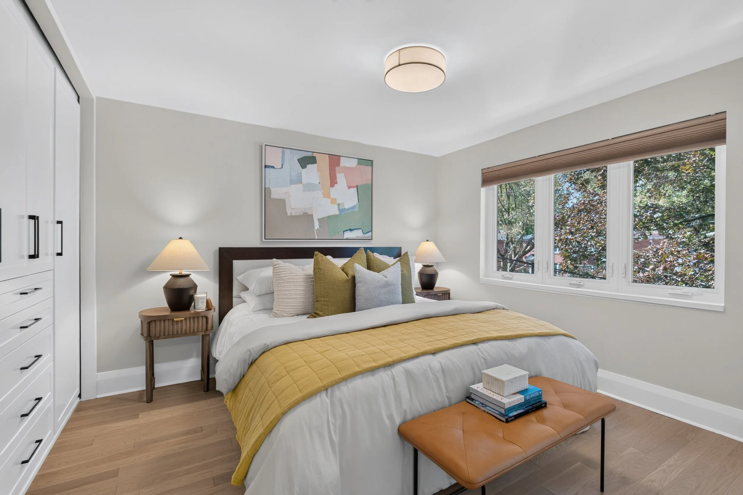 Frameless - 521 Sutherland - 039.jpg