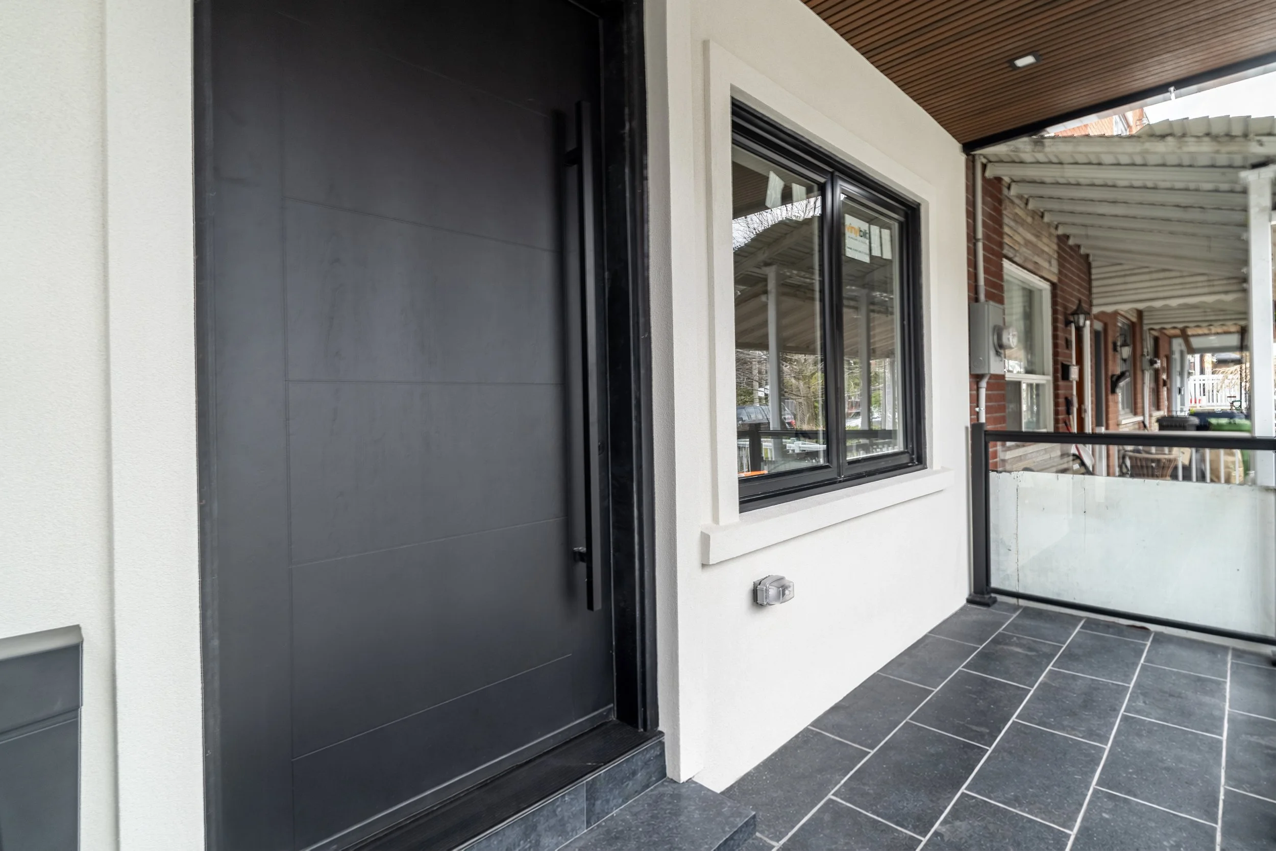 Frameless - 283 Euclid Ave - 006.jpg