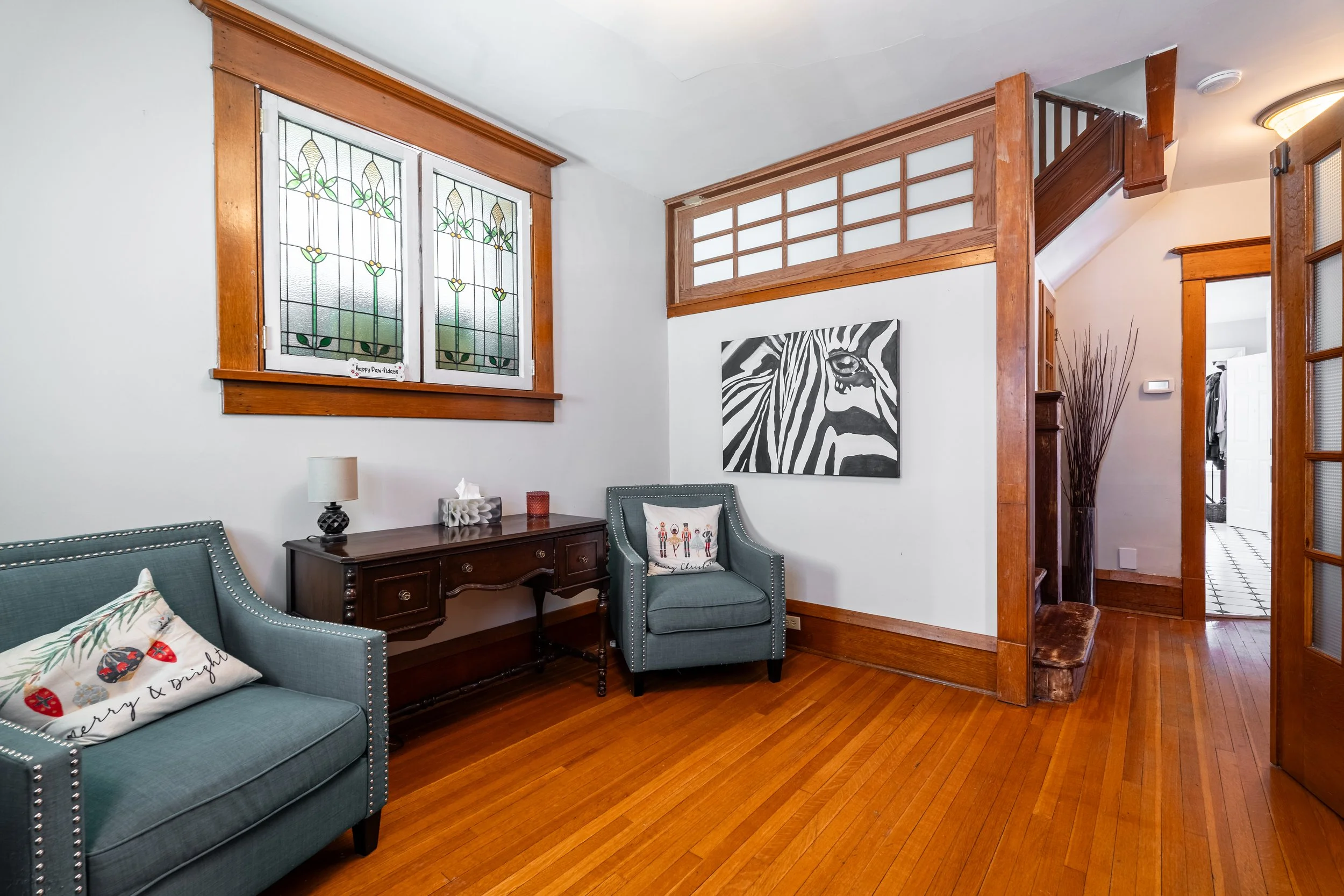 Framless - 6038 Main St - 013.jpg