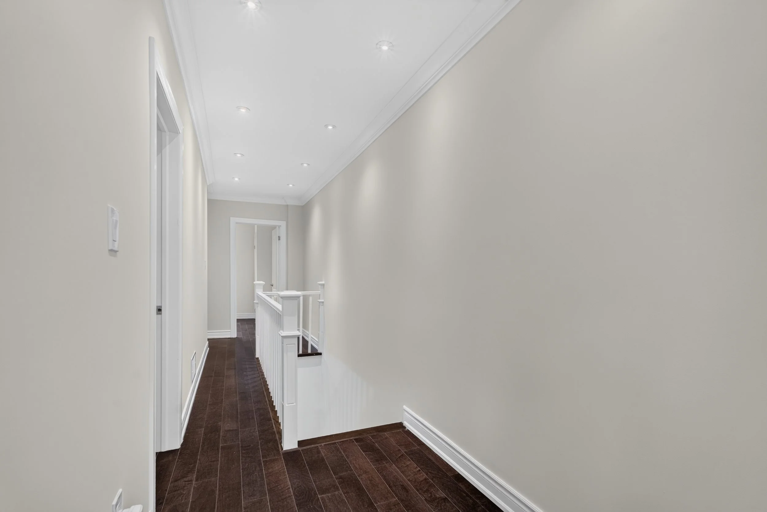Frameless - 693 Greenwood Ave - 023.jpg