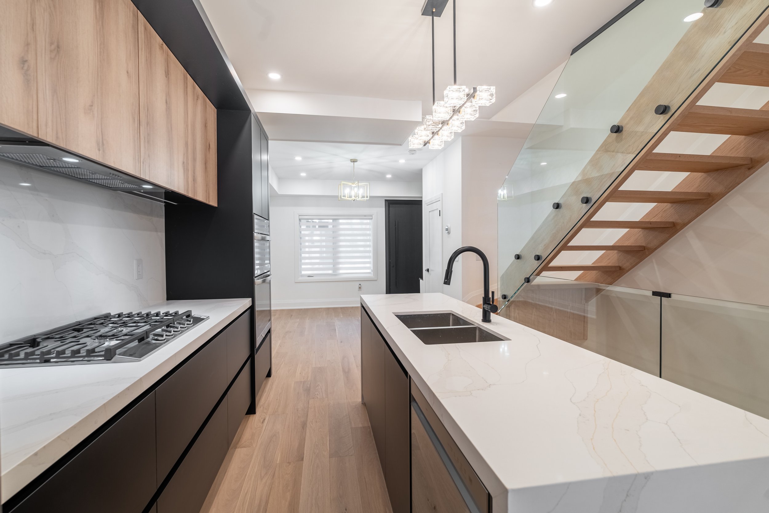 Frameless - 283 Euclid Ave - 018.jpg