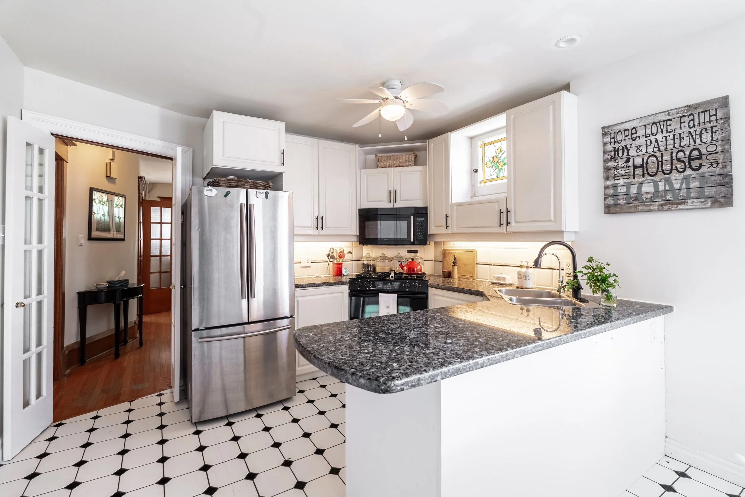 Framless - 6038 Main St - 025.jpg