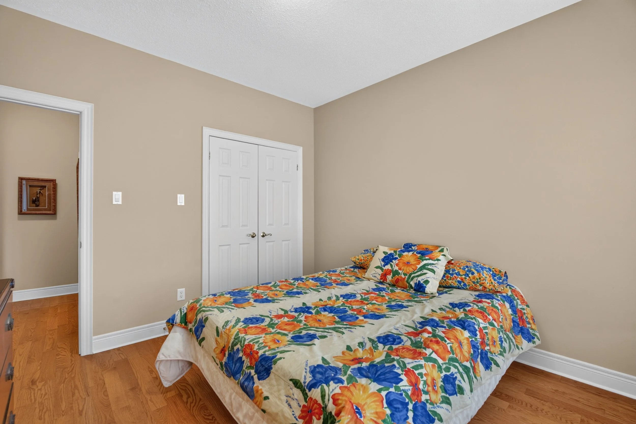 Frameless - 76 McDermott Trail - 036.jpg