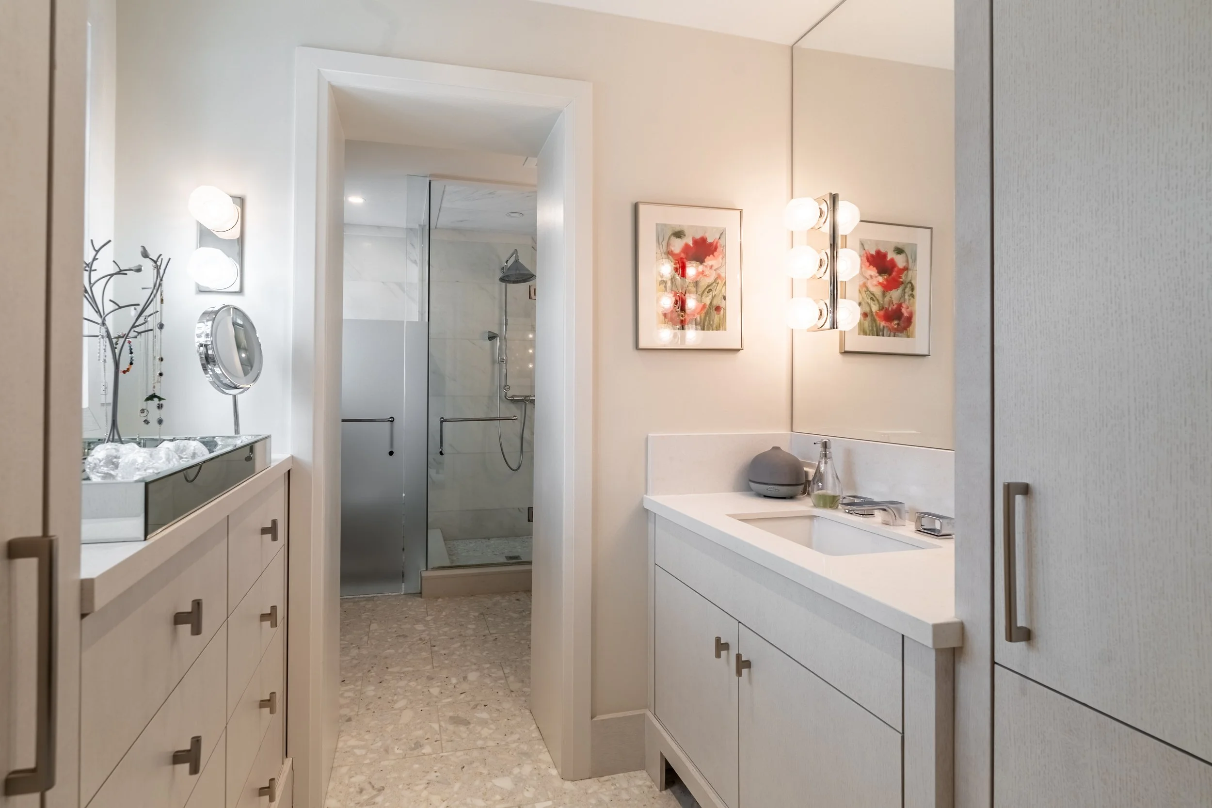 Frameless - 94 Cresent Rd - 024.jpg