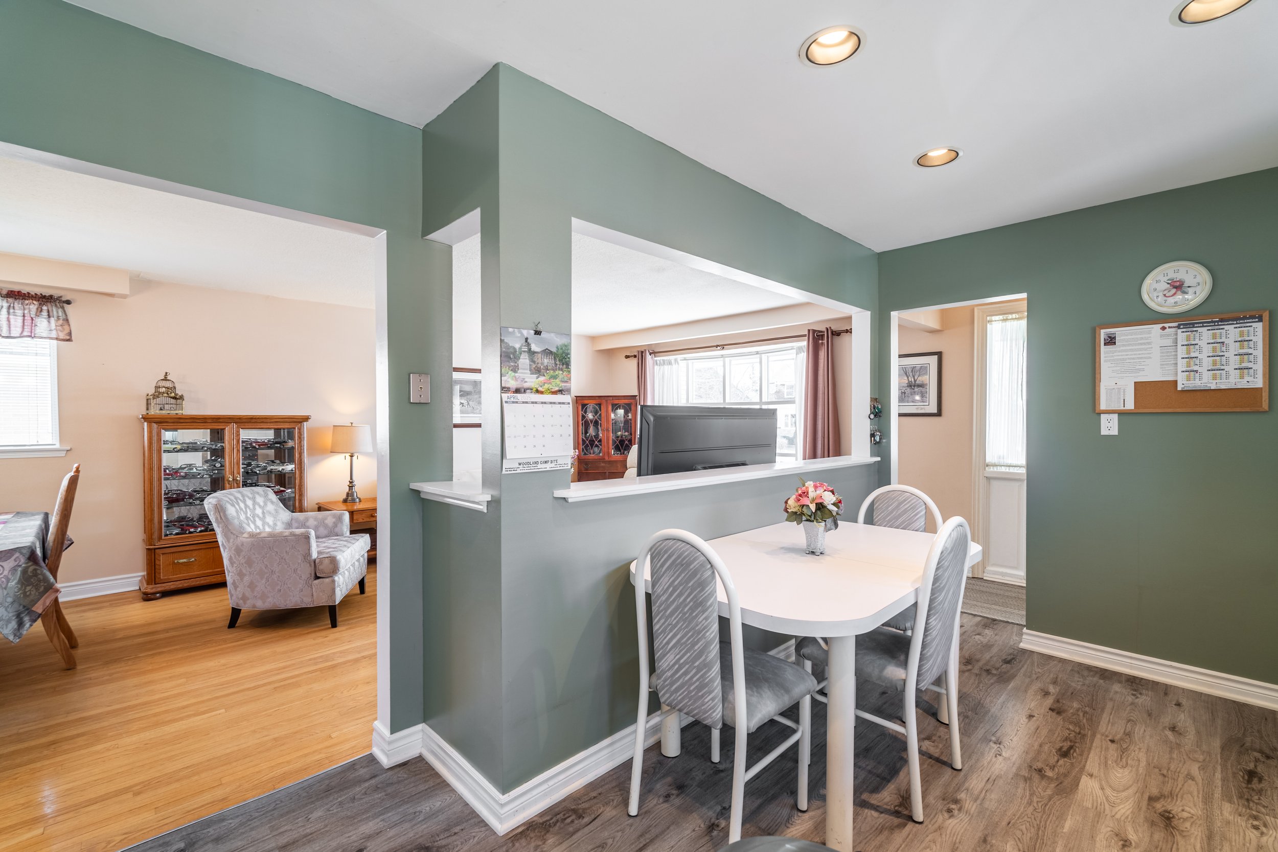 Frameless049-HDR.jpg