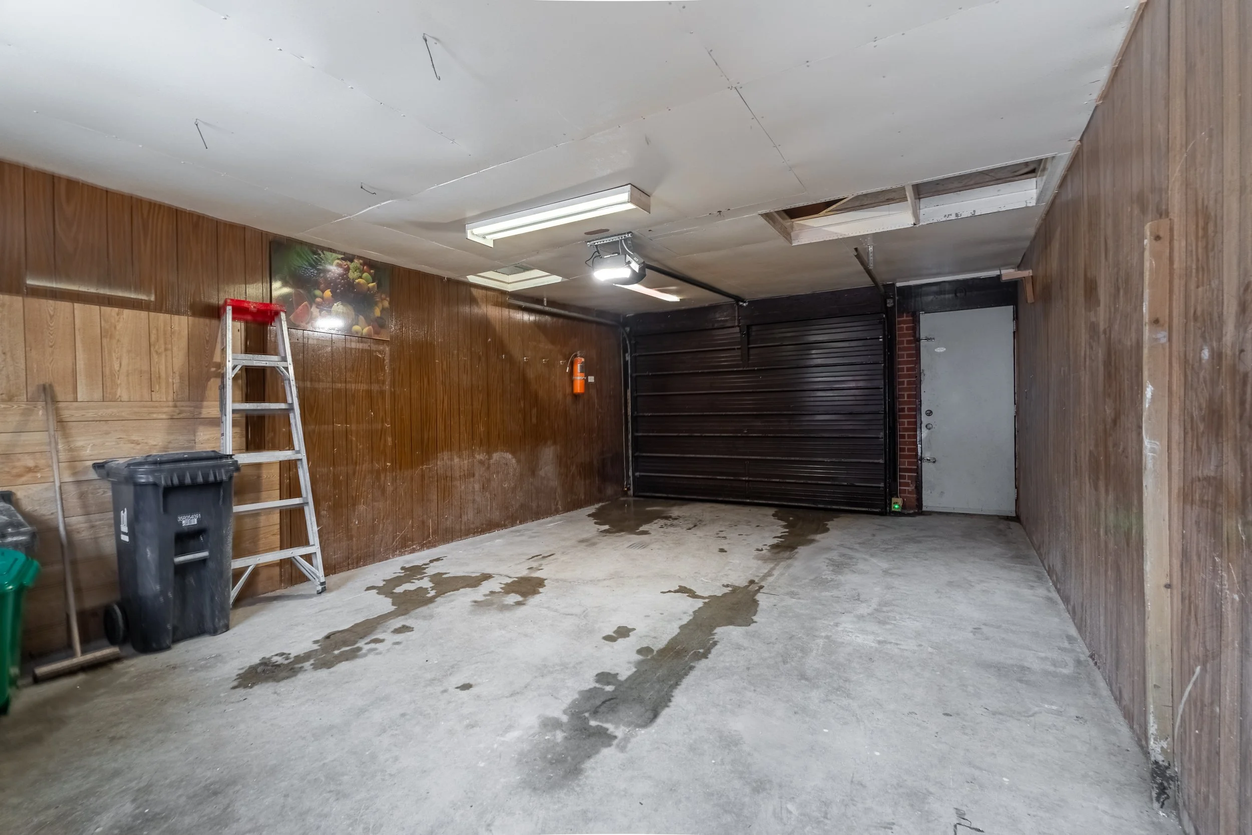 Frameless - 283 Euclid Ave - 057.jpg