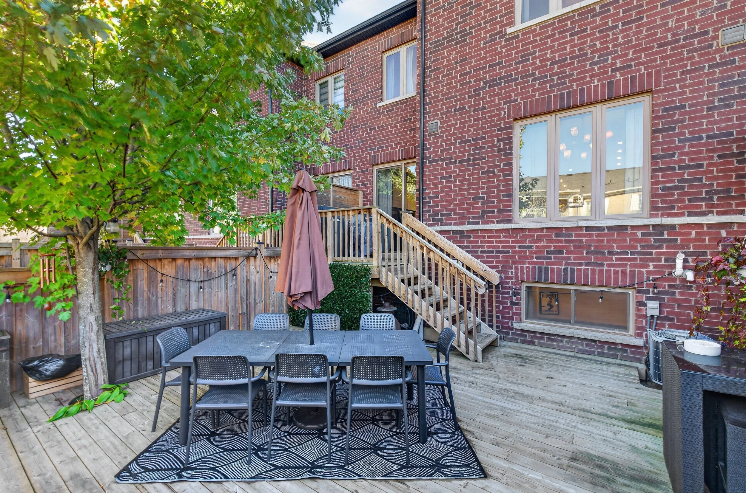 Frameless - 40 Lowther Ave - 068.jpg