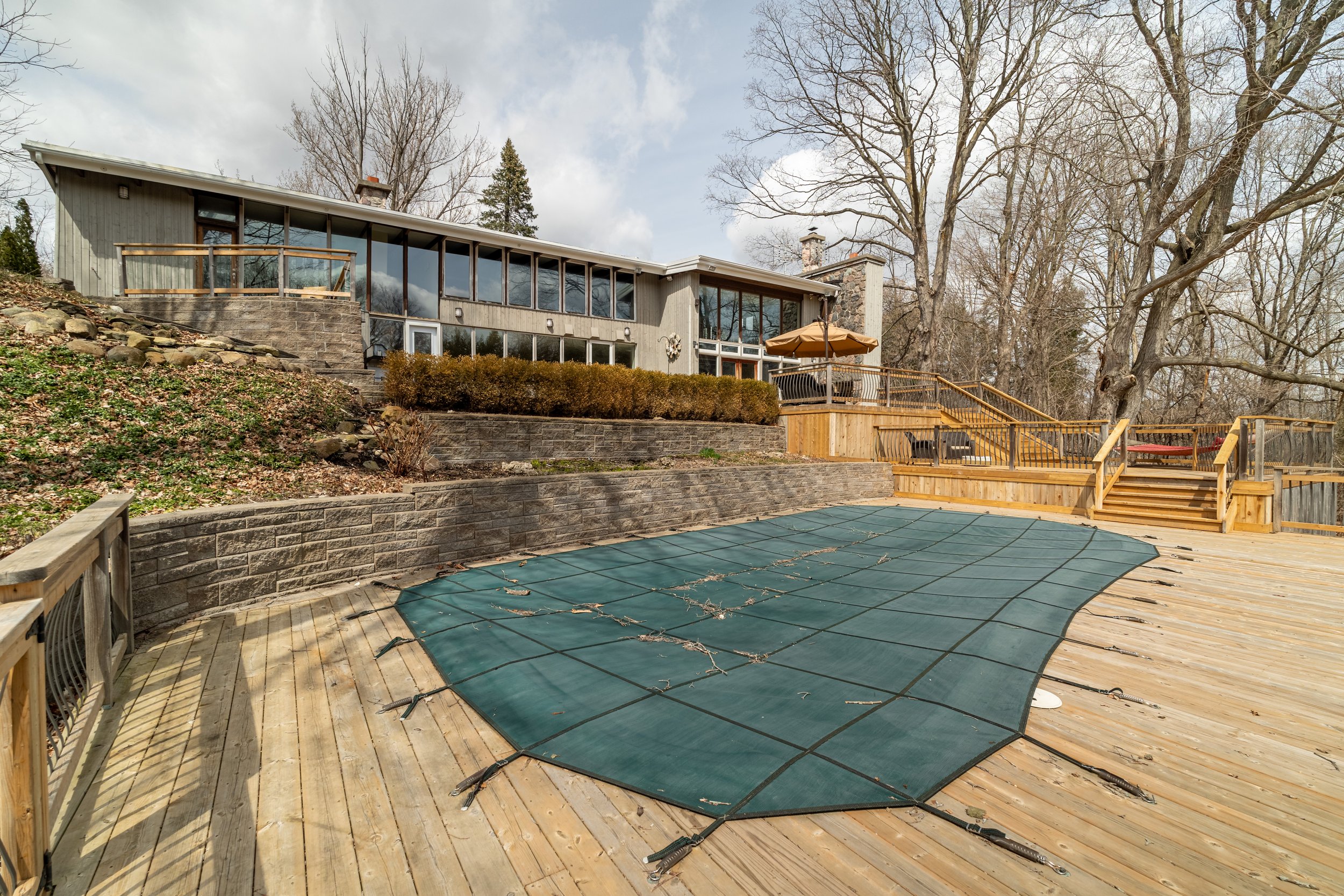 Frameless077.jpg