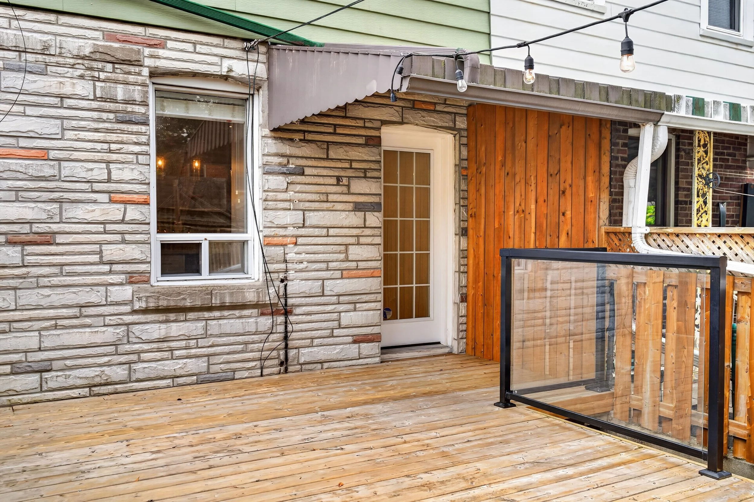 Frameless - 693 Greenwood Ave - 049.jpg
