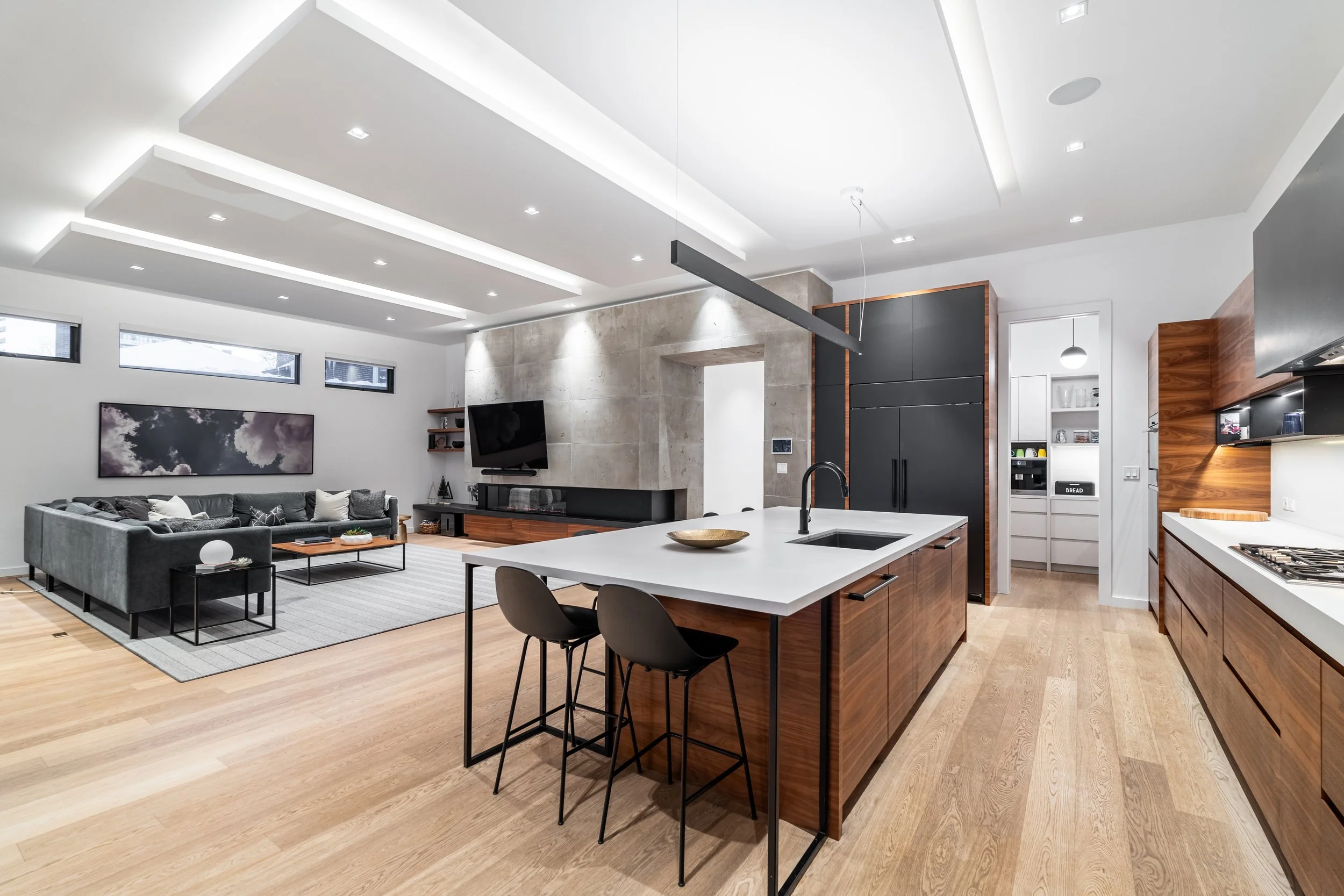 134 Rykert Cres - 019.jpg