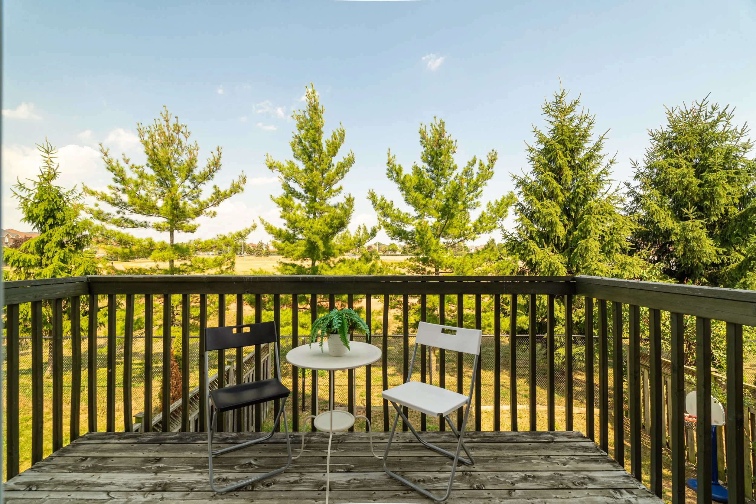 Frameless - 211 Kayla Cres - 020.jpg