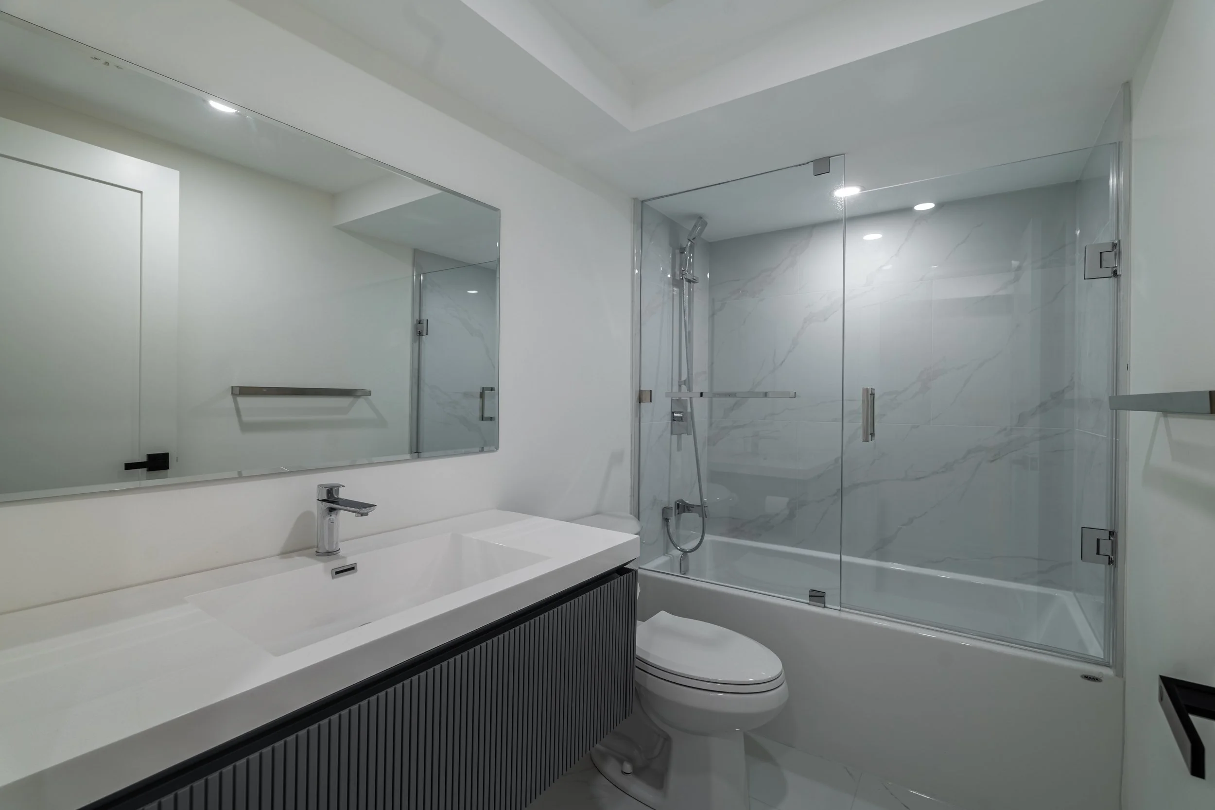 Frameless - 283 Euclid Ave - 047.jpg